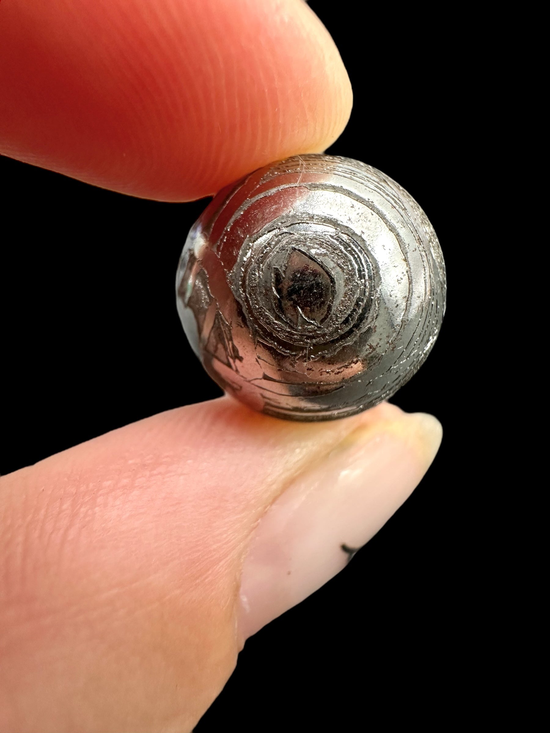 Meteorite Aletai sphere 13 mm – Xinjiang, China