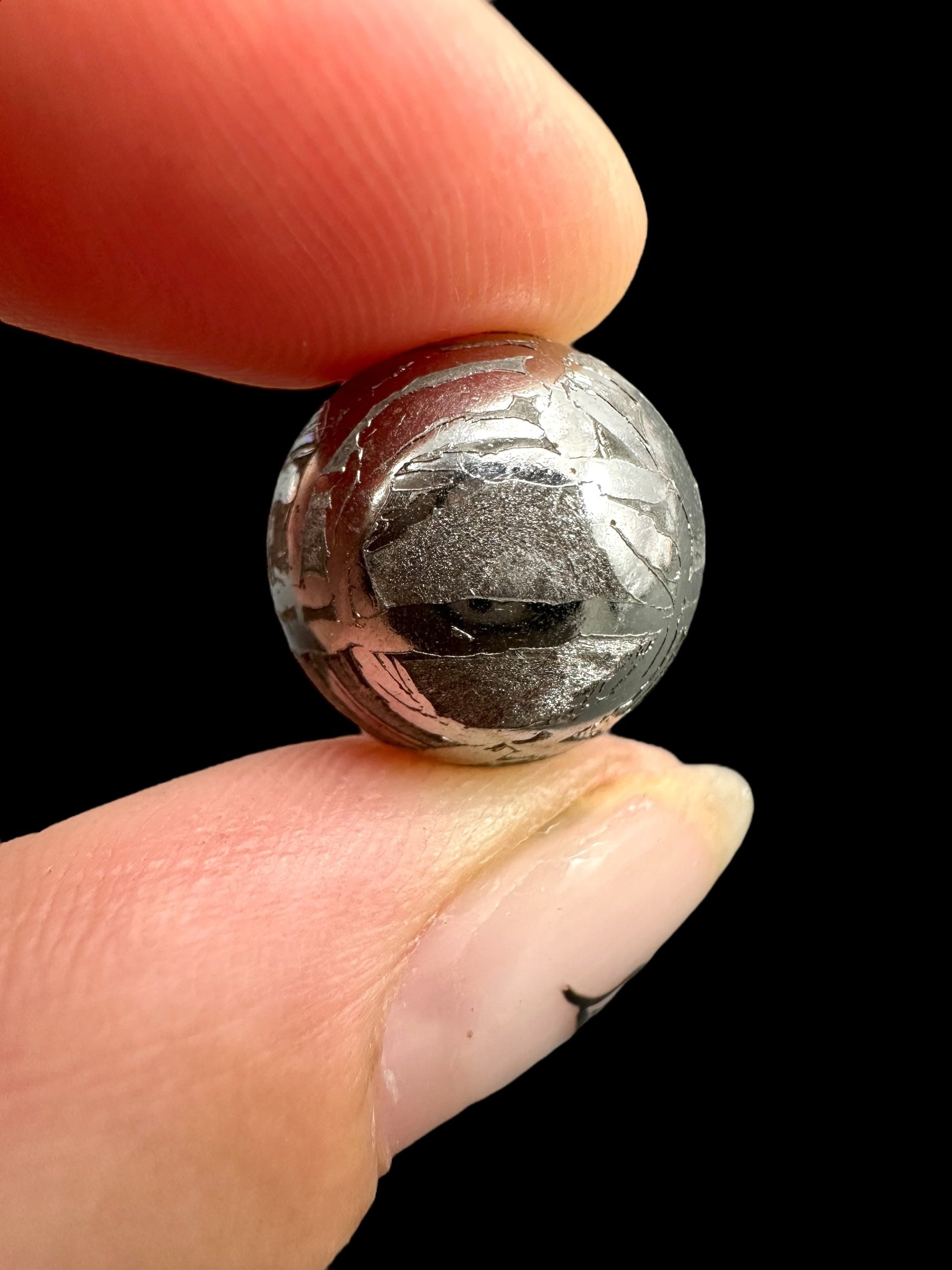 Meteorite Aletai sphere 13 mm – Xinjiang, China - MEAL53