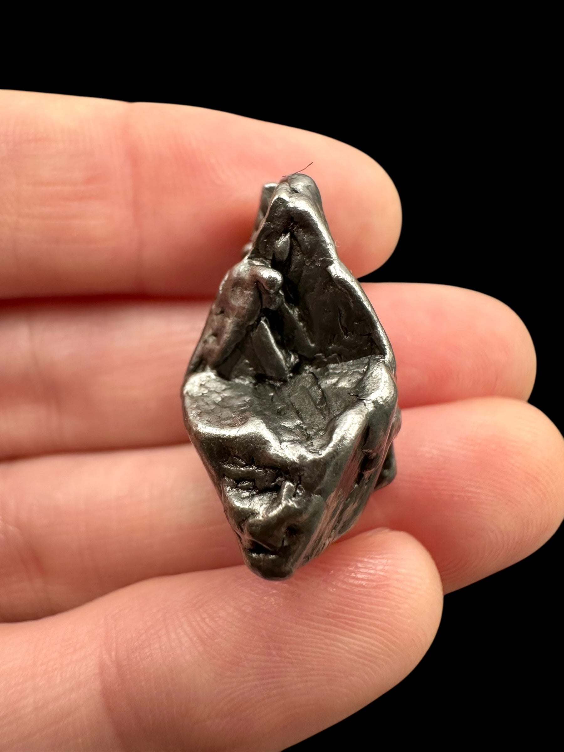 Meteorite Aletai 15g – Xinjiang, China - MEAL54