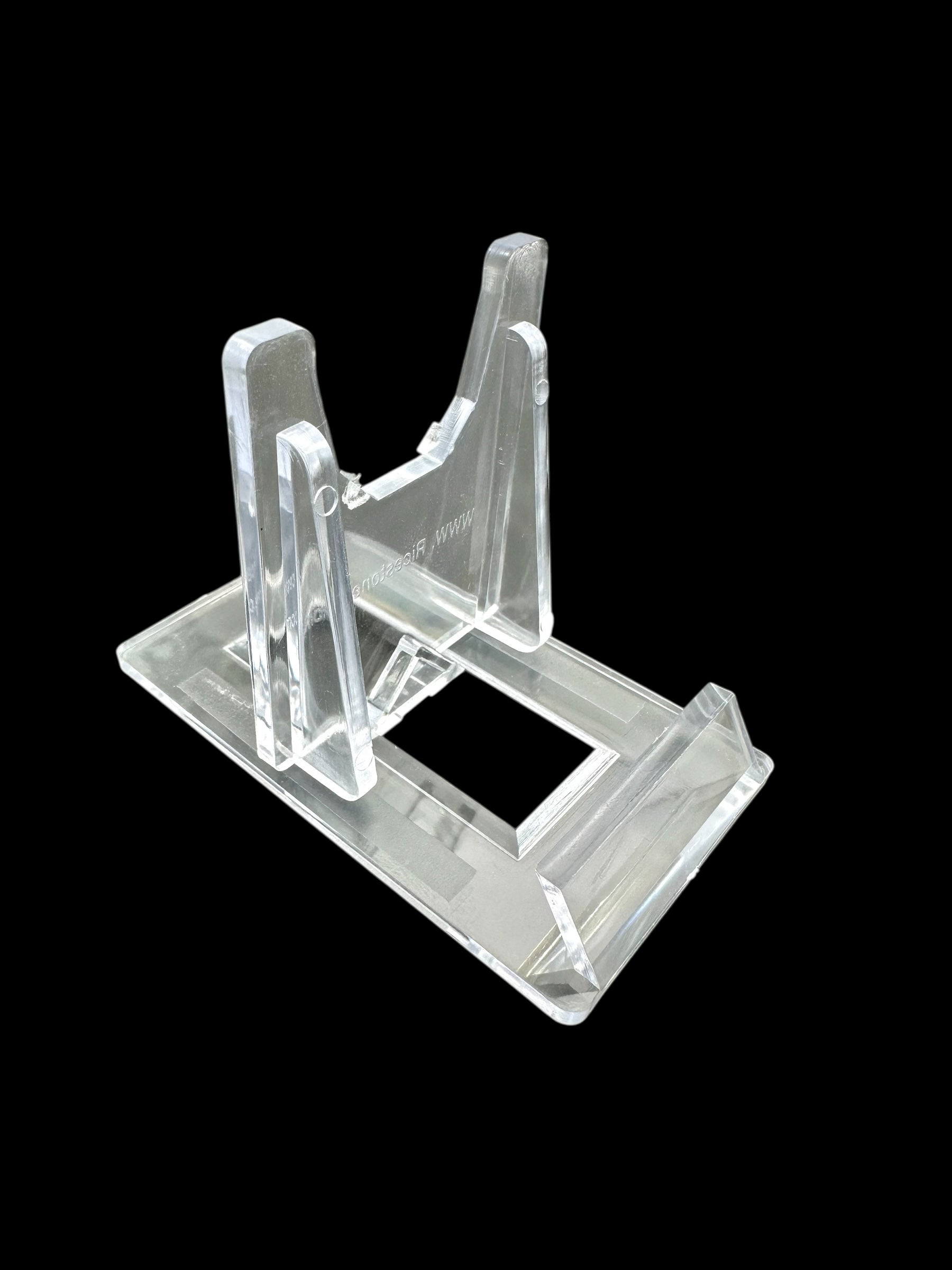 Plastic stand – small - STOJ01