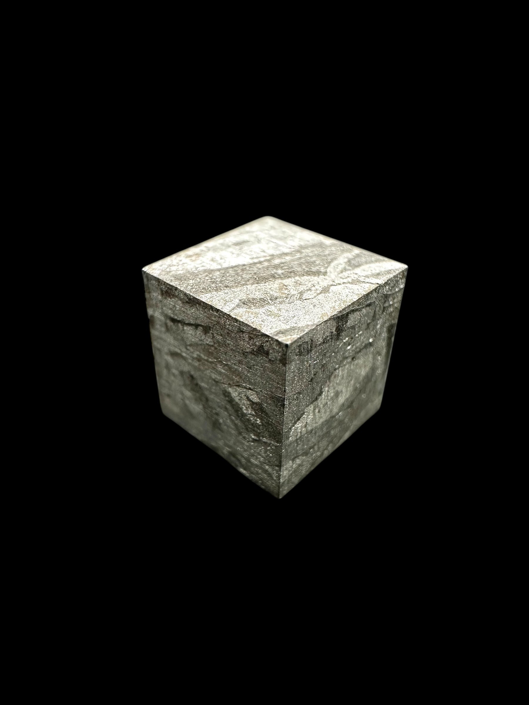 Meteorite Aletai Cube 9mm – Xinjiang, China
