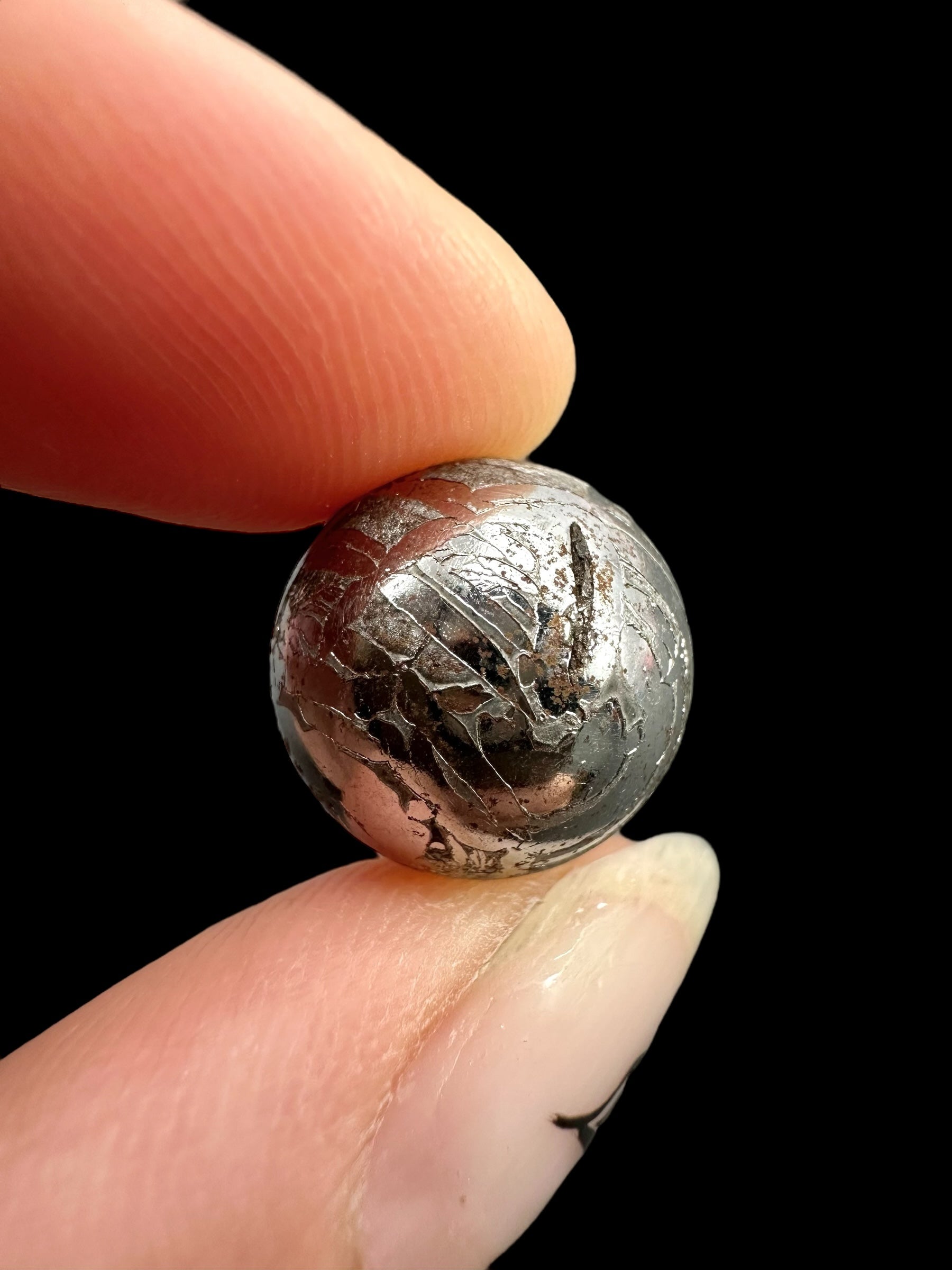 Meteorite Aletai sphere 13mm – Xinjiang, China - MEAL62