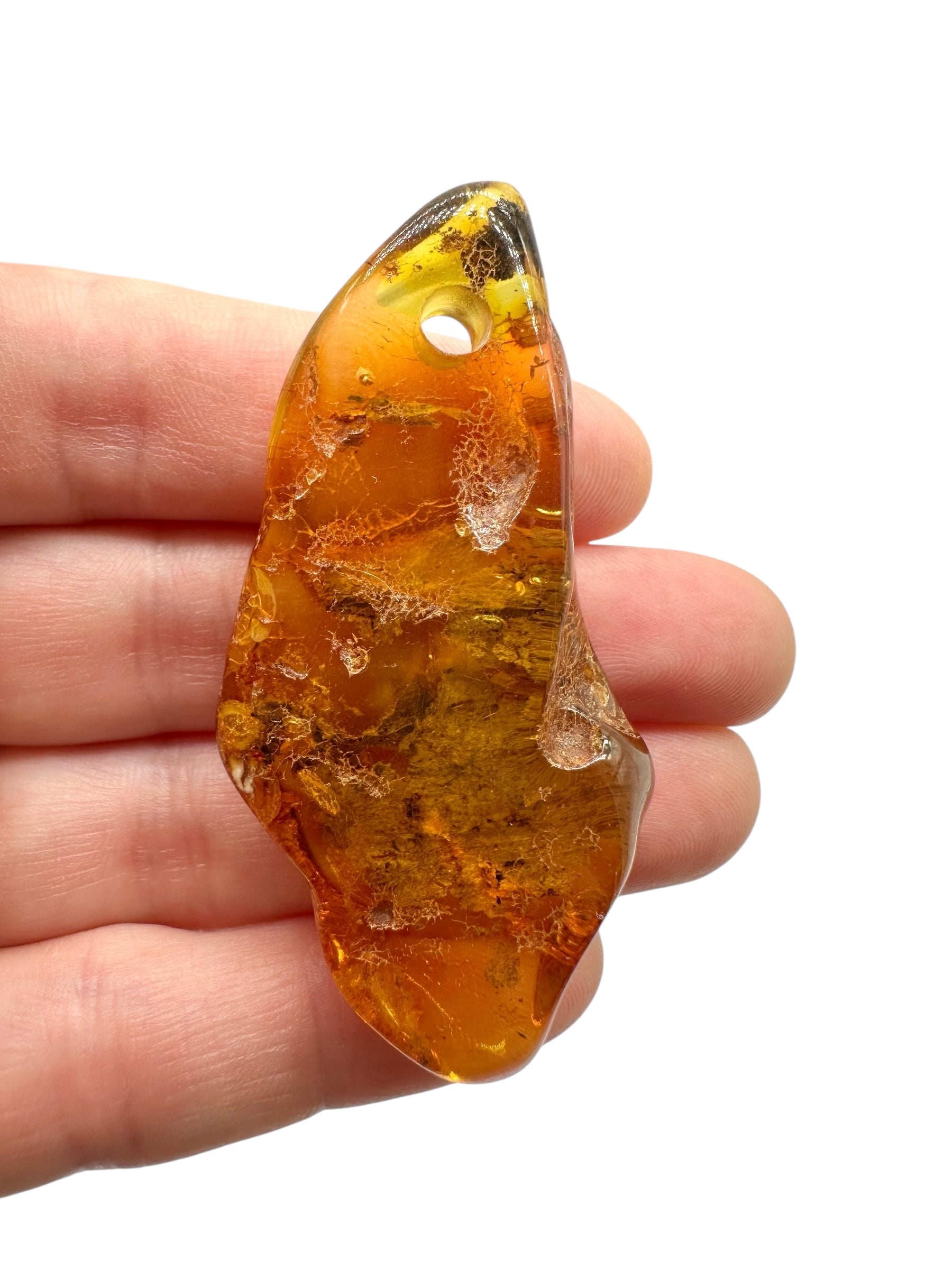 Amber with a drilled hole for hanging 9g – Lithuania - JND02