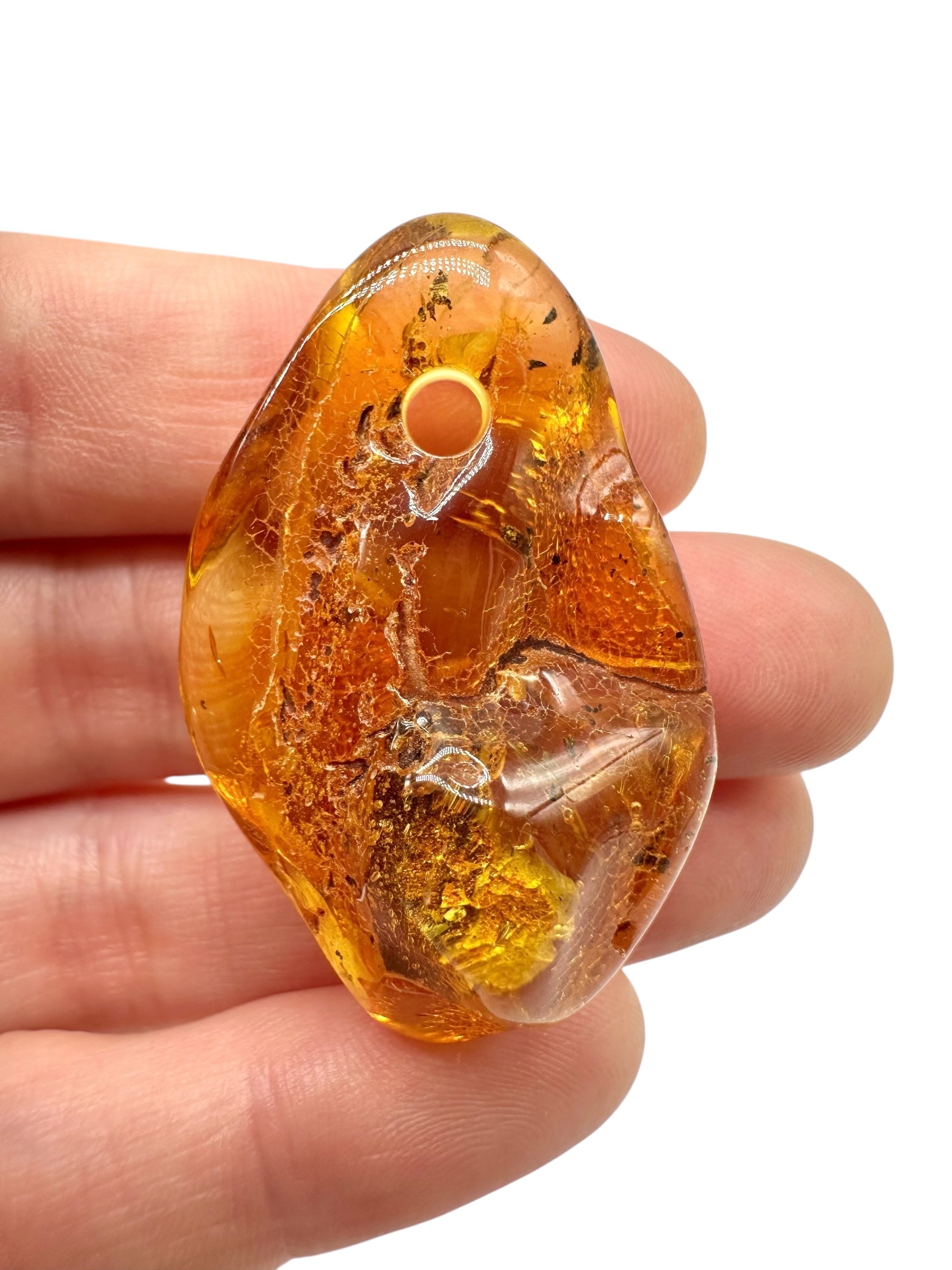 Amber with a drilled hole for hanging 5,9g – Lithuania