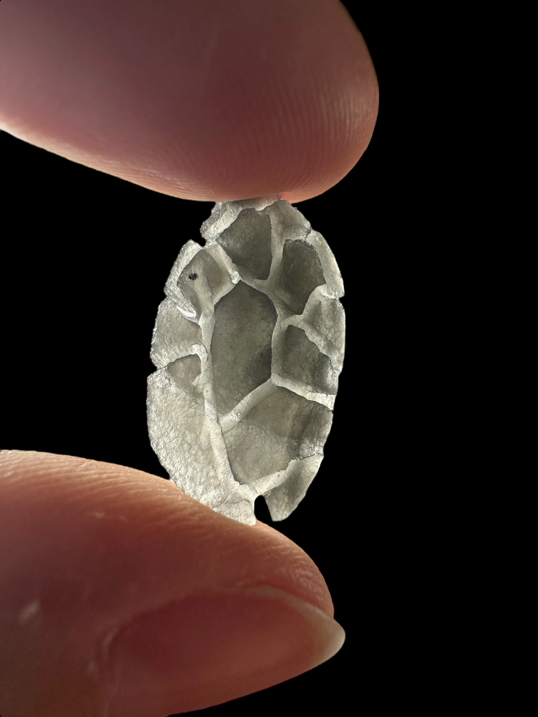Carpathian obsidian 0,9g (Hedgehog) – Slovakia