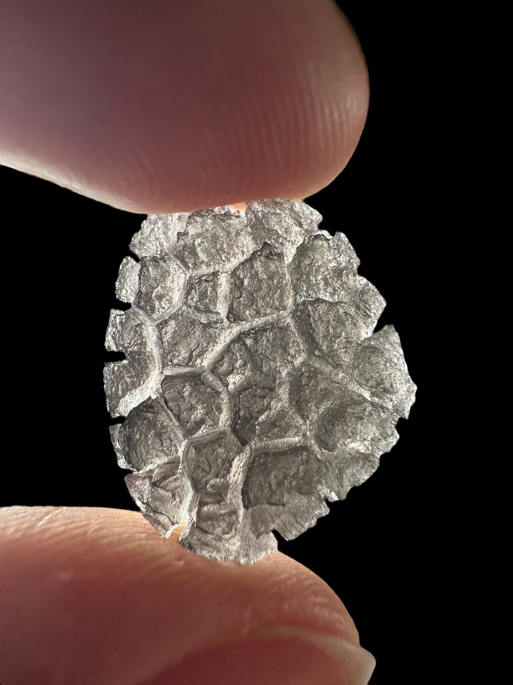 Carpathian obsidian 1,6g (Hedgehog) – Slovakia