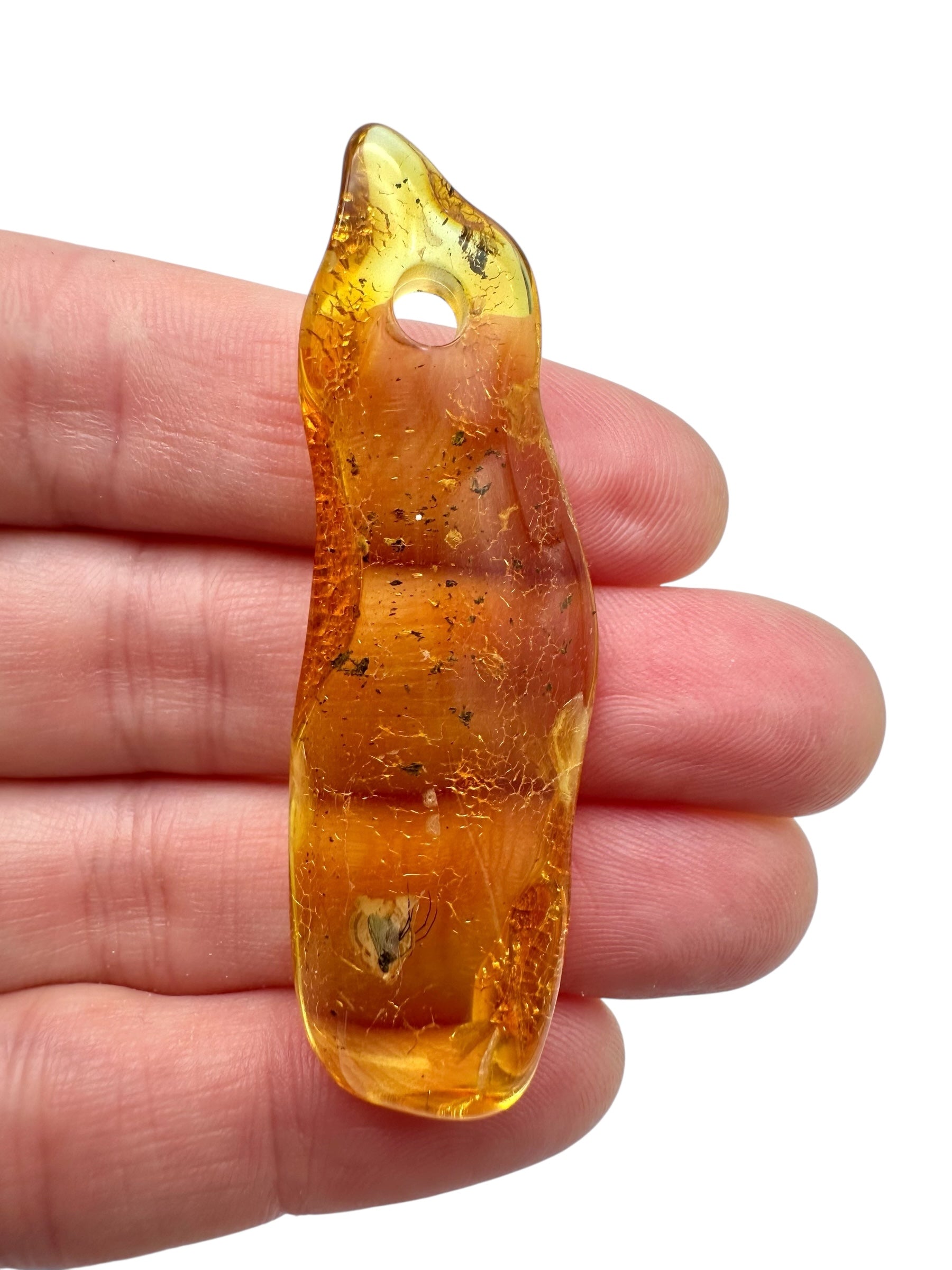 Insect in amber with a drilled hole for hanging 4,2g – Lithuania - IJD02