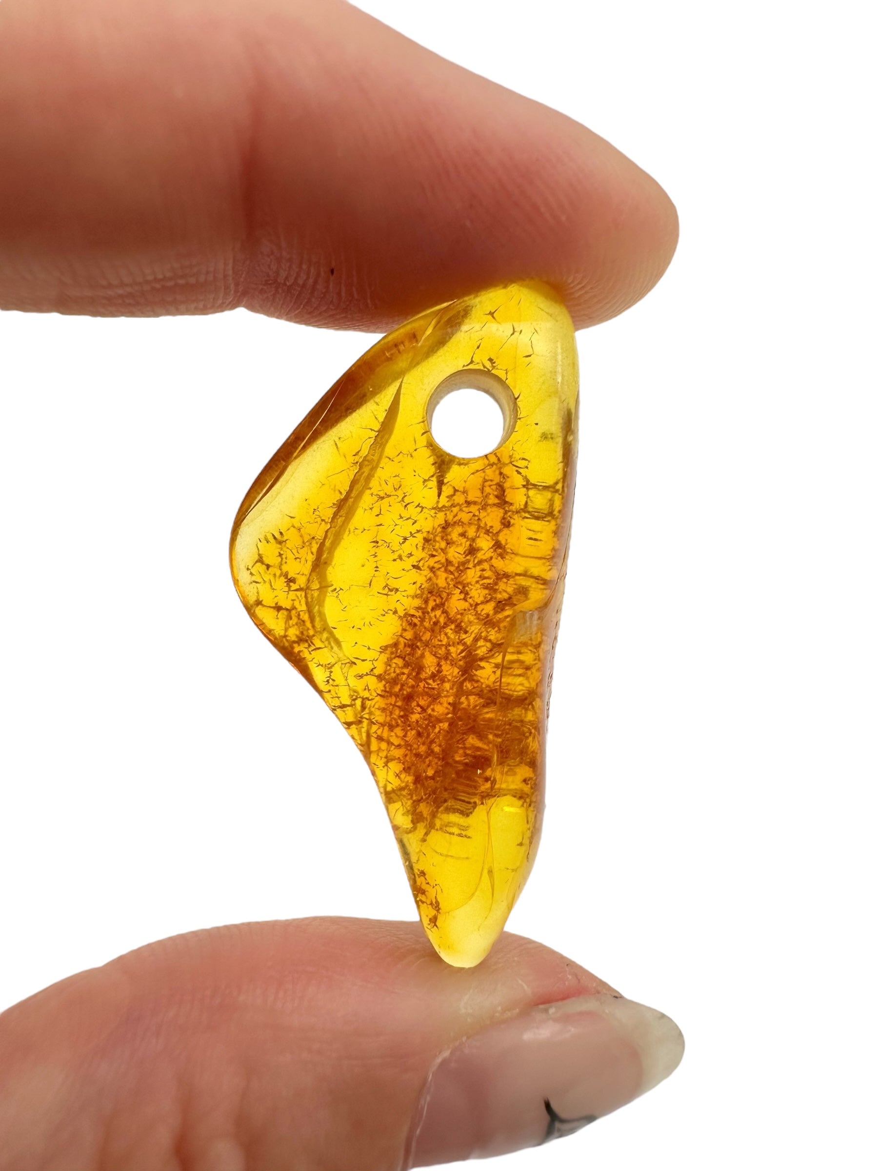 Amber with a drilled hole for hanging 2,4g – Lithuania - JND25