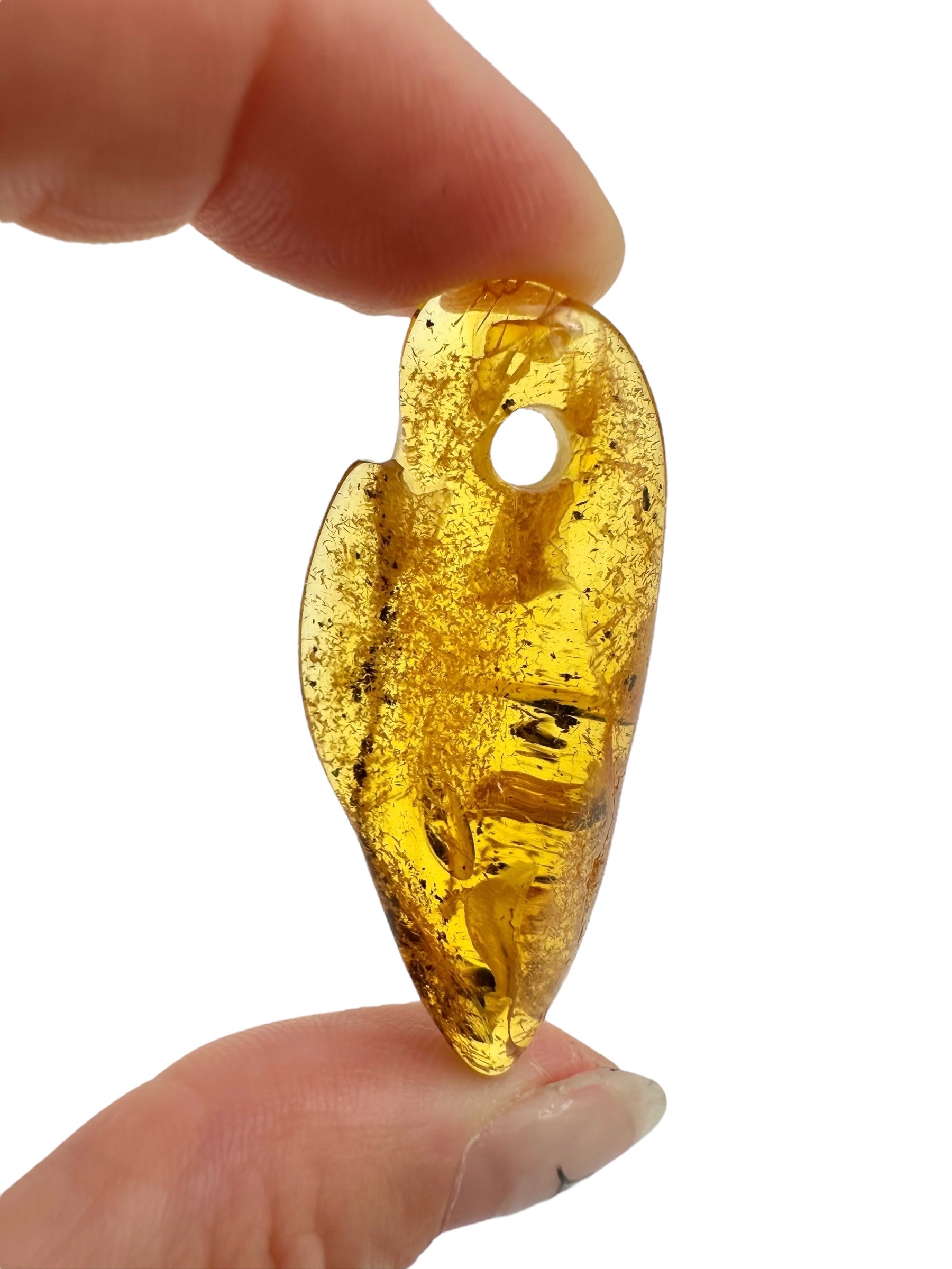 Amber with a drilled hole for hanging 3,8g – Lithuania - JND29