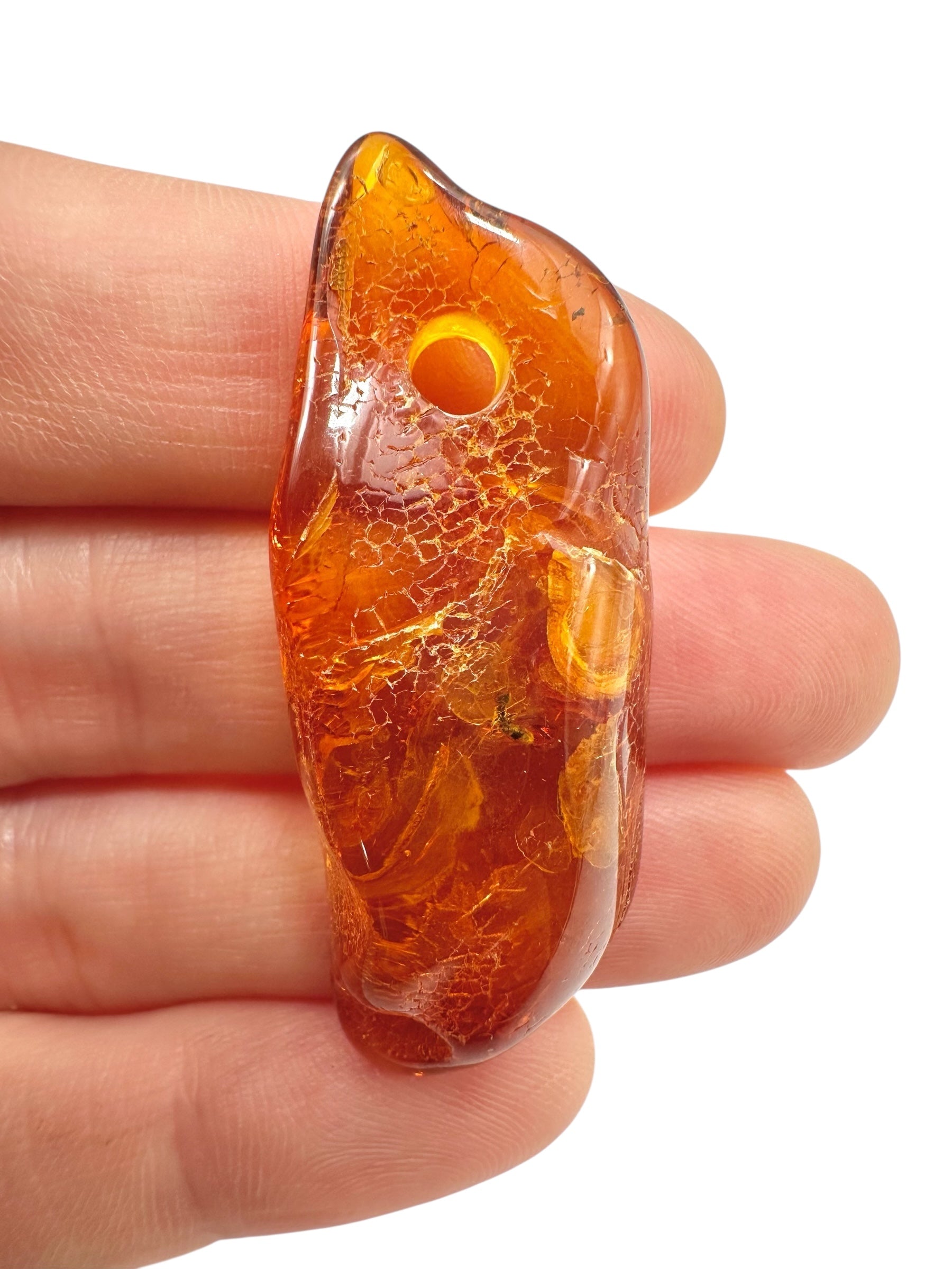 Insect in amber with a drilled hole for hanging 3,6g – Lithuania - IJD16