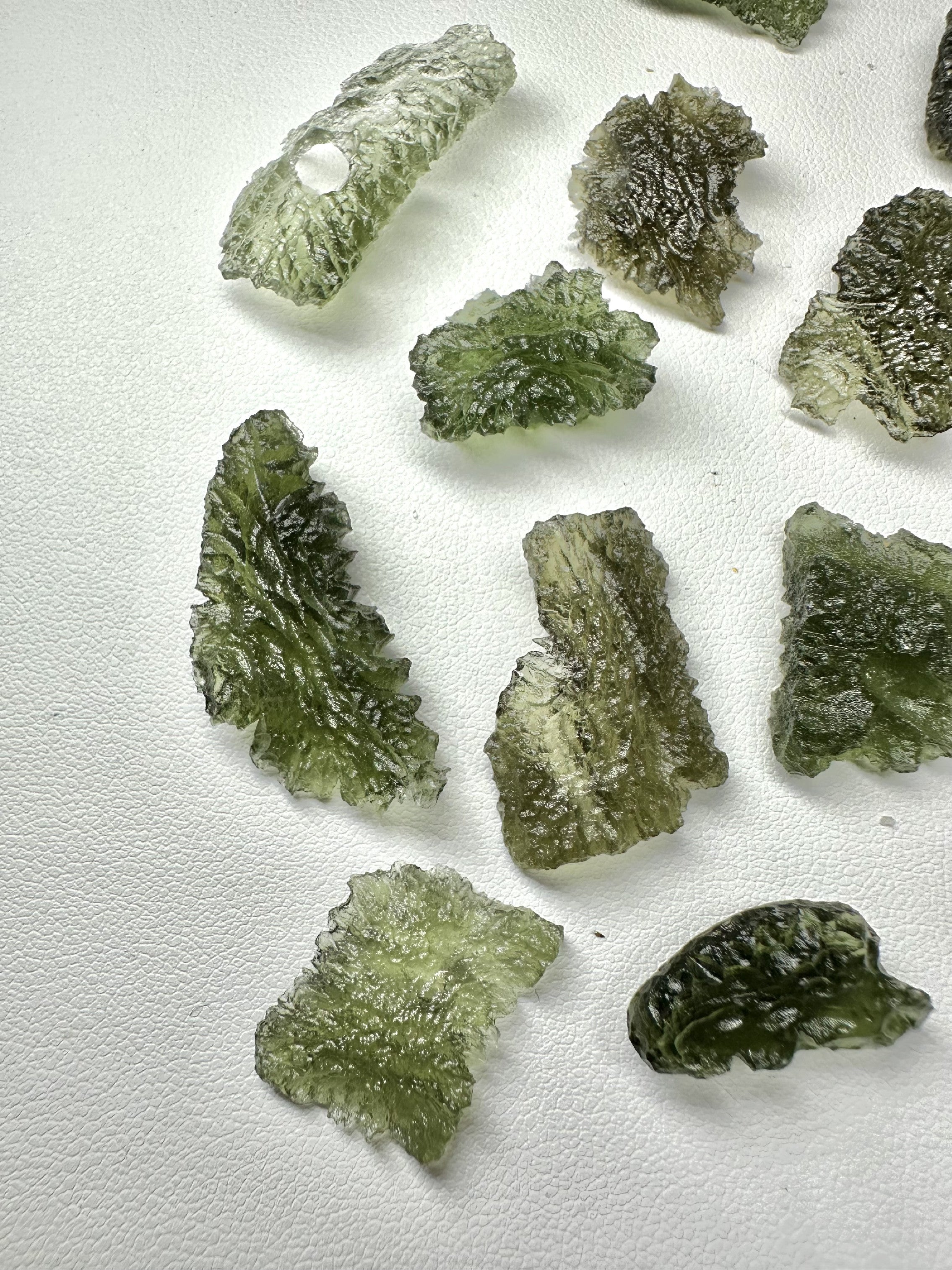 Moldavite shards – 23g - VVEL04