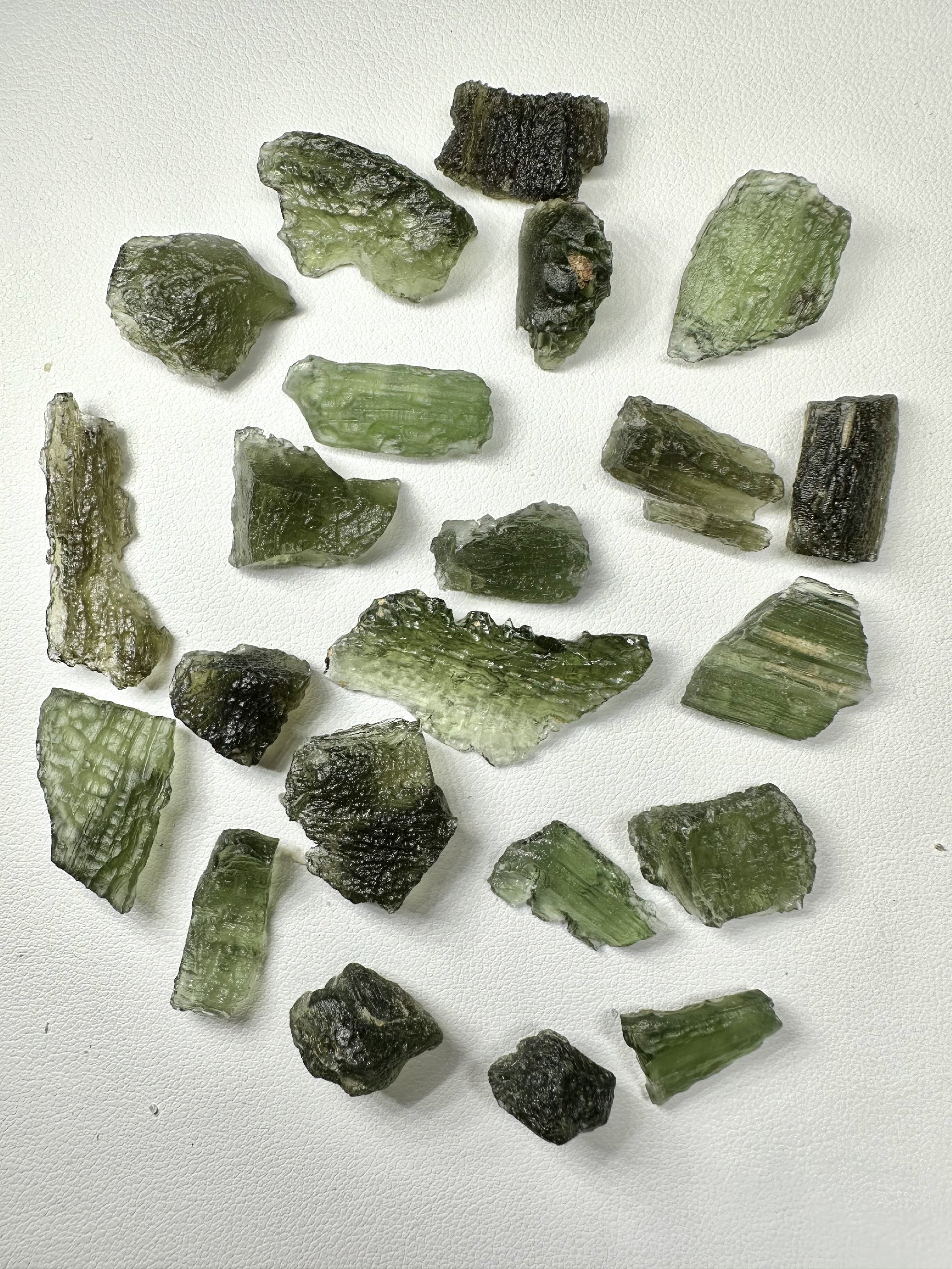 Moldavite shards – 32,6g