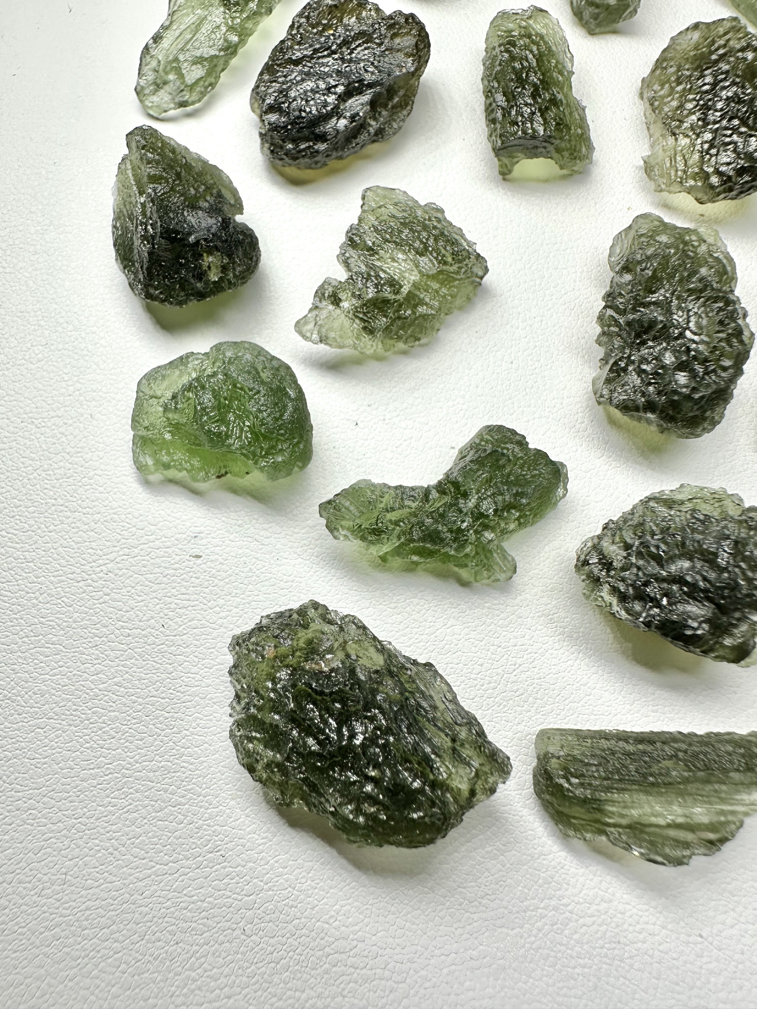 Moldavite shards – 41g - VVEL11