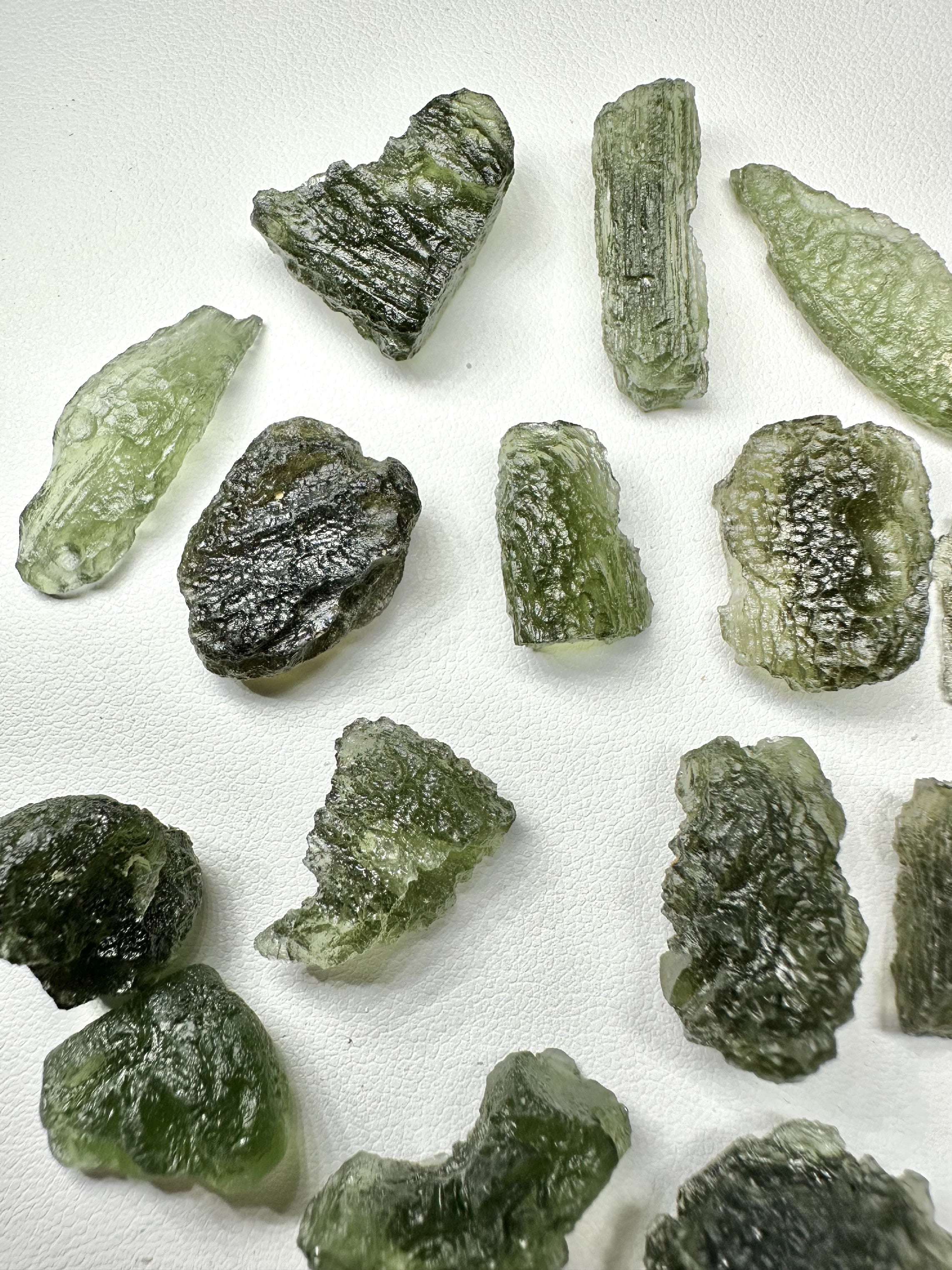 Moldavite shards – 41g - VVEL11