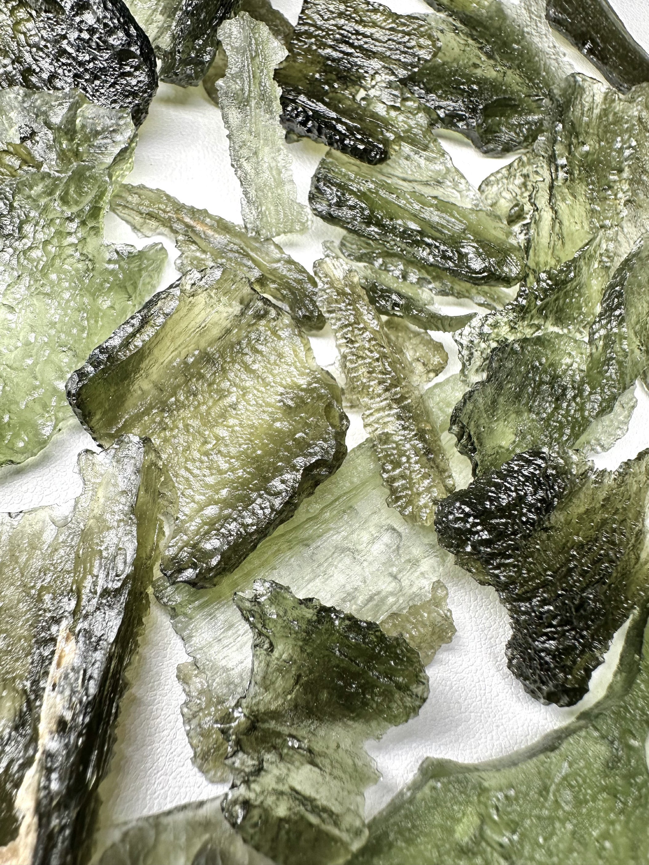 Moldavite shards – Angel Chimes – 81,3g - VVEL18