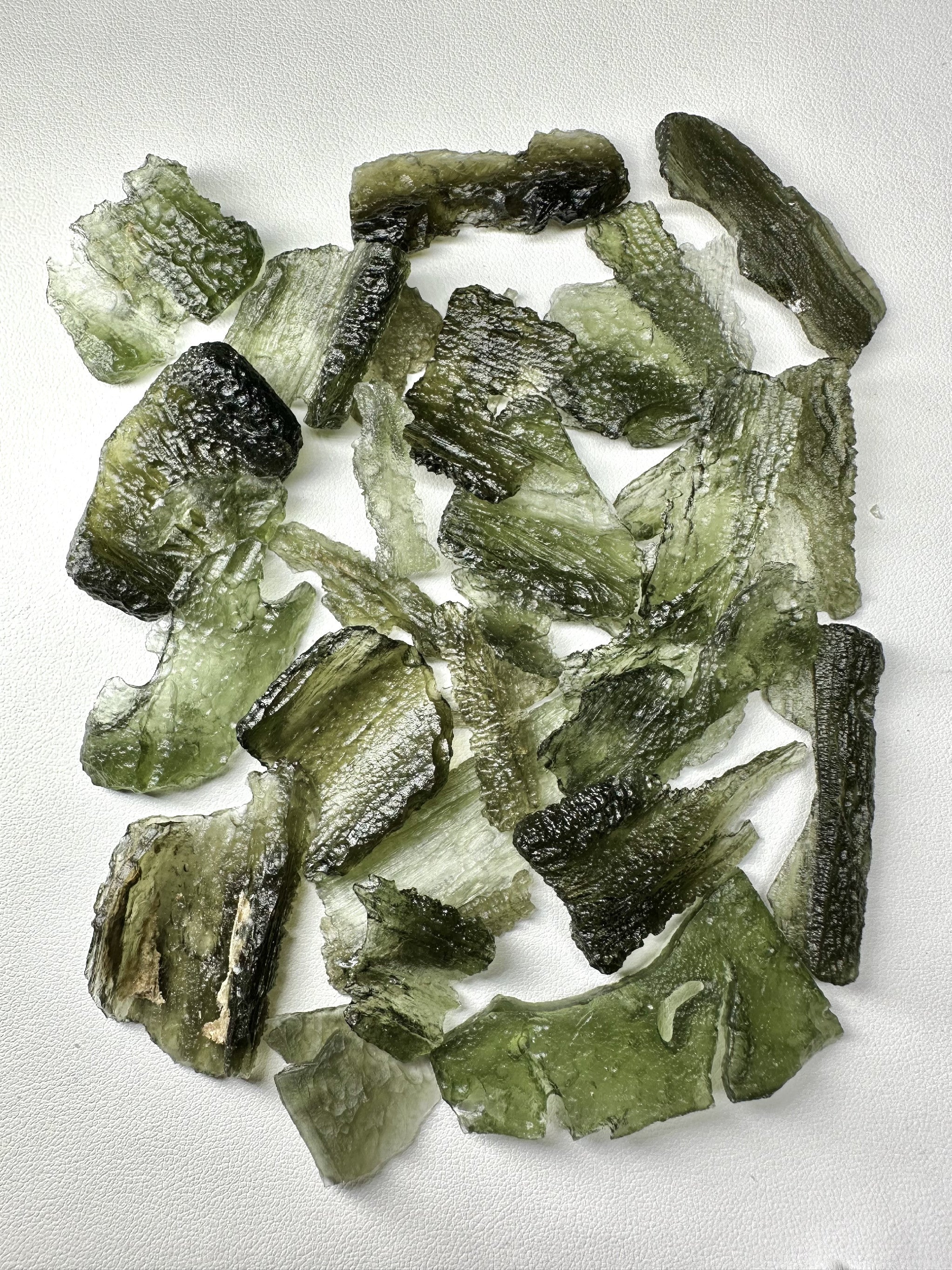 Moldavite shards – Angel Chimes – 81,3g