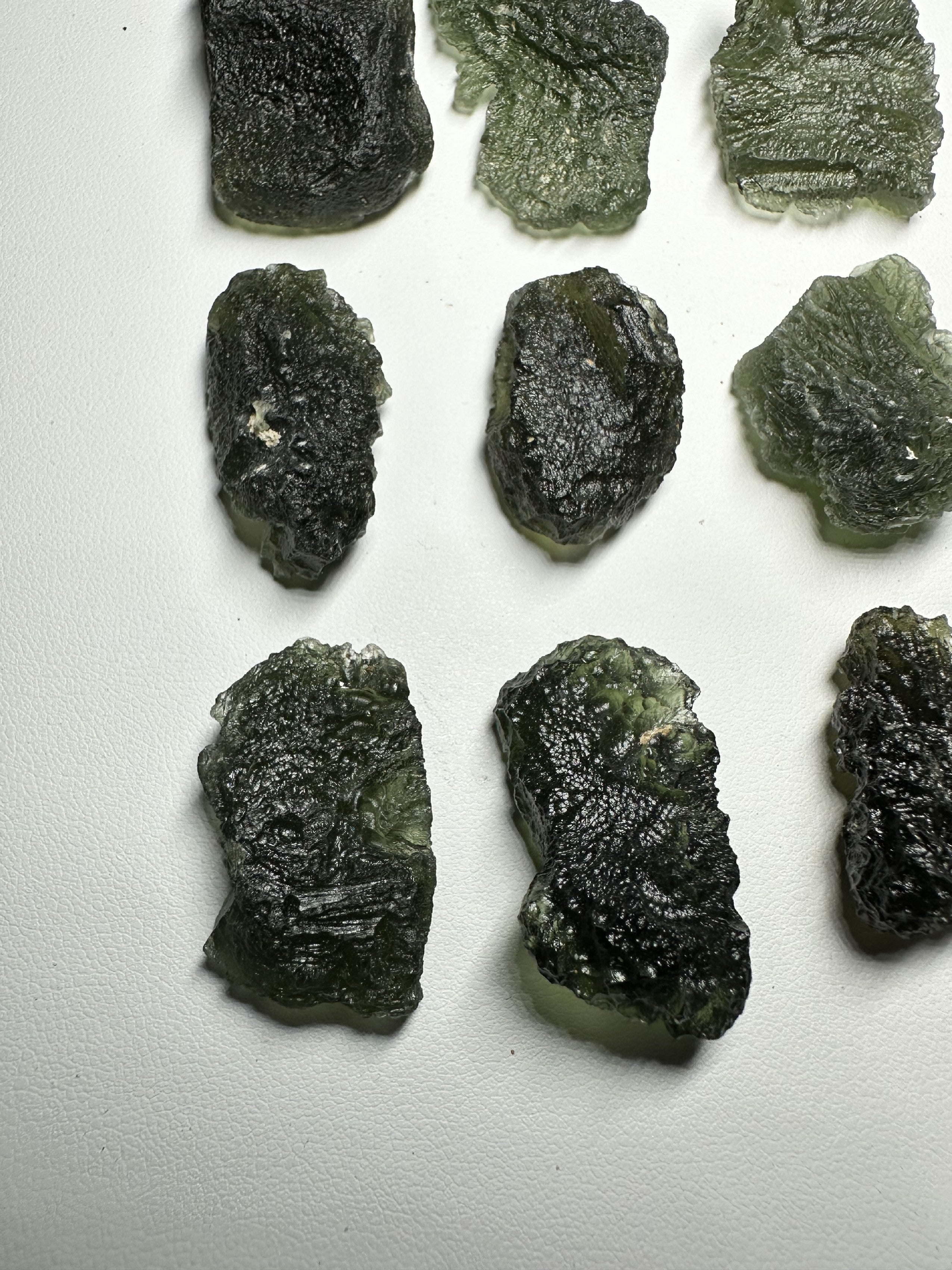 Moldavite shards – 69,4g - VVEL24