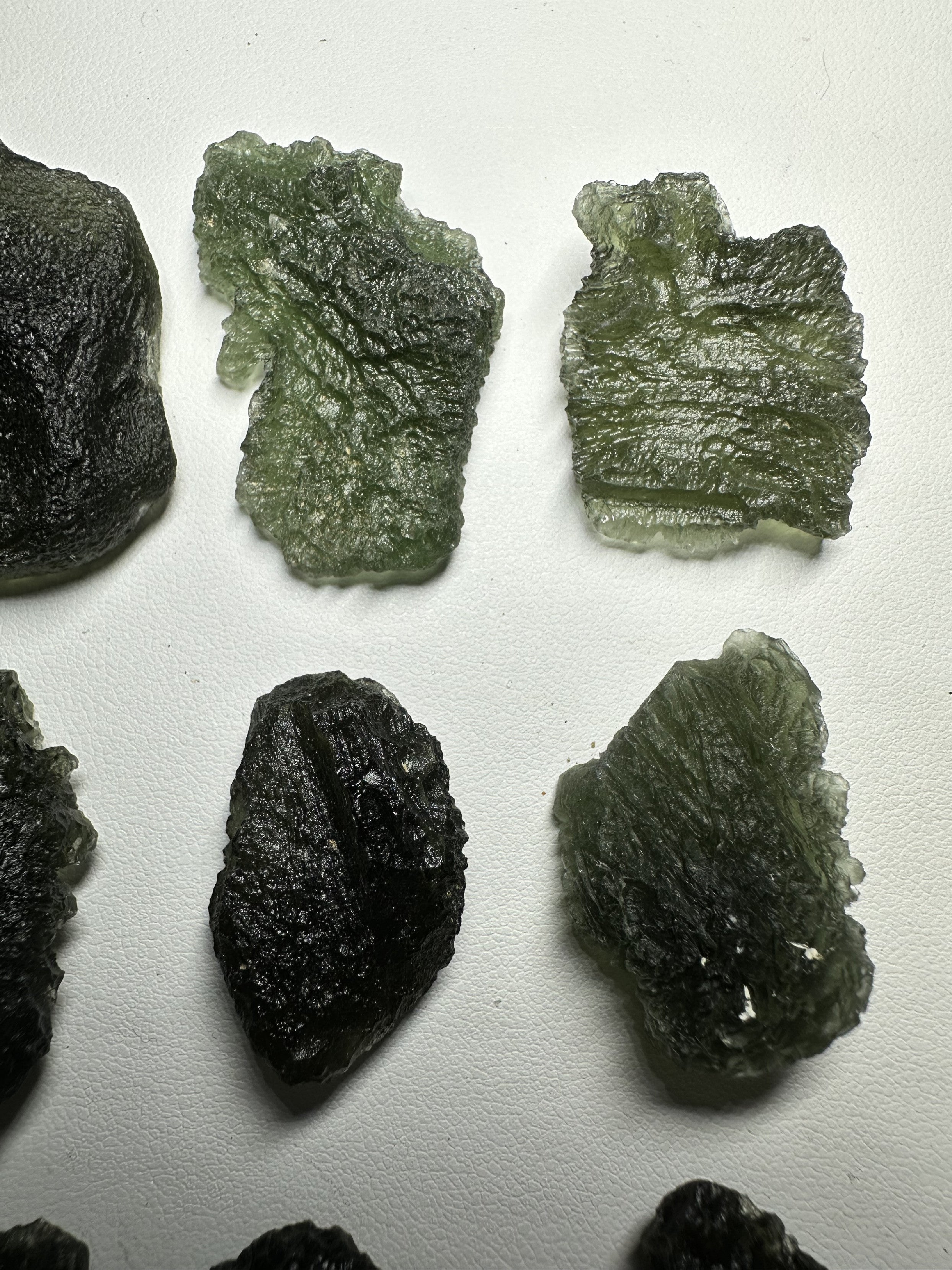 Moldavite shards – 69,4g - VVEL24