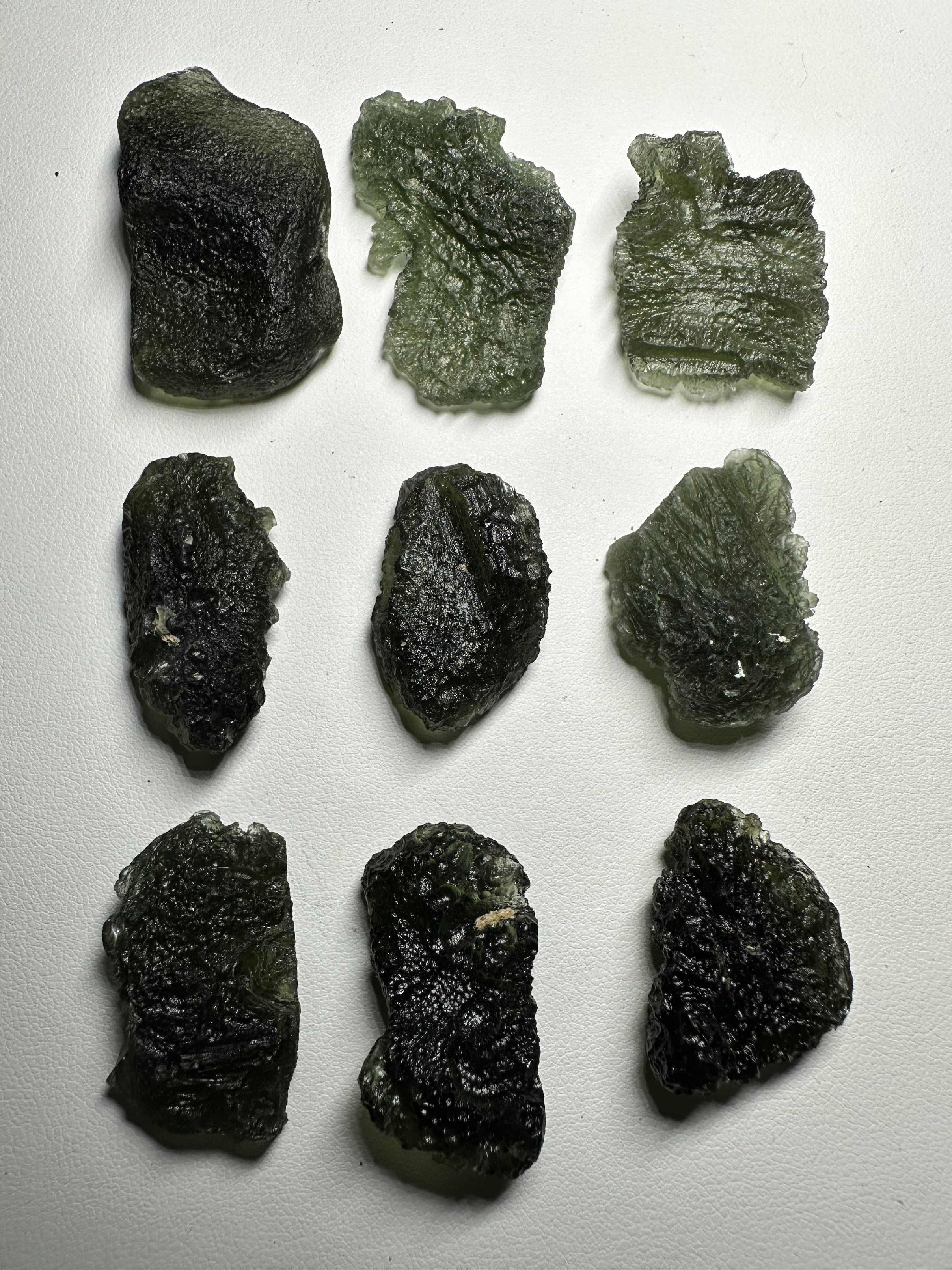 Moldavite shards – 69,4g - VVEL24