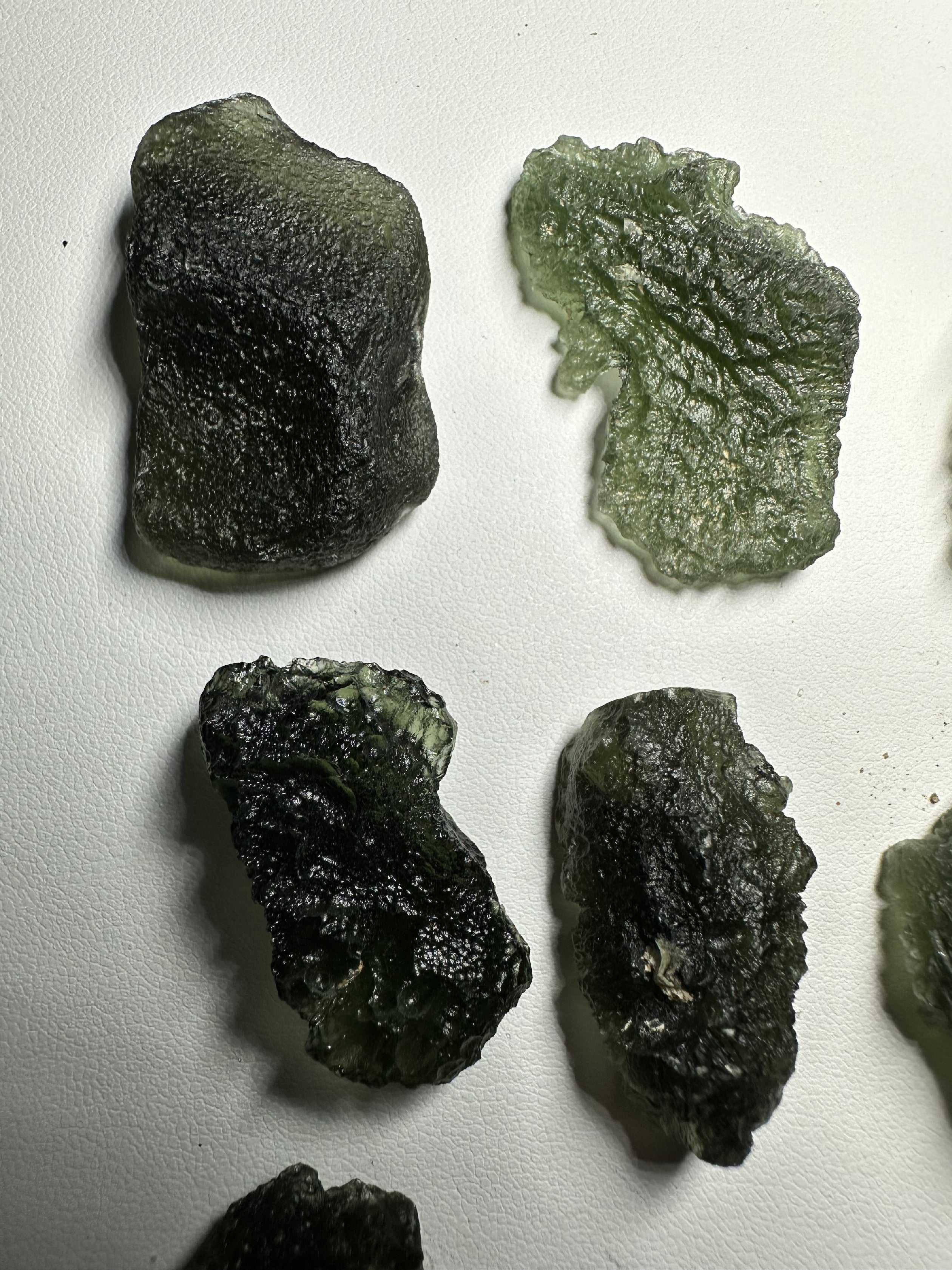Moldavite shards – 69,4g - VVEL24