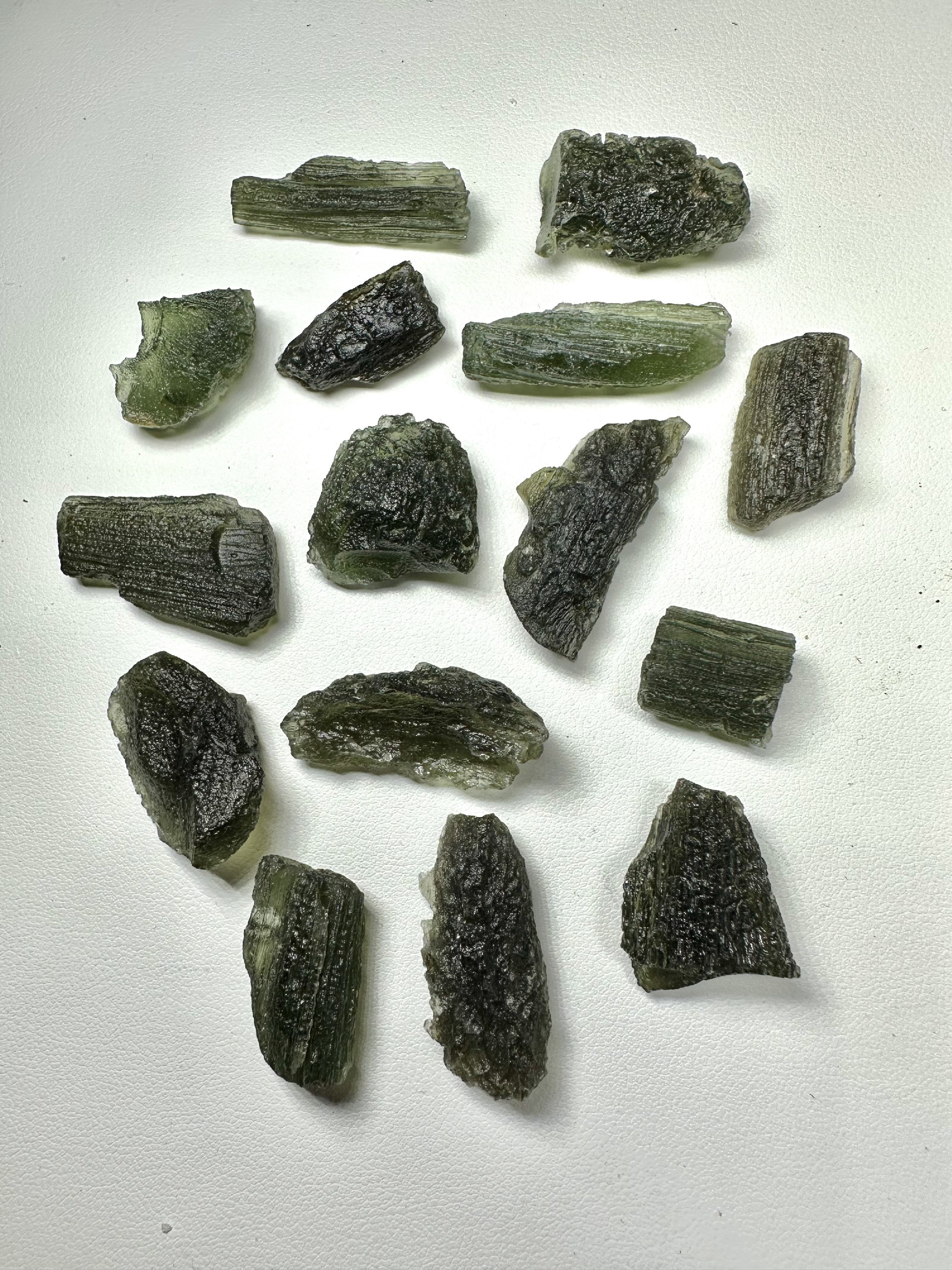 Moldavite shards – 48,5g