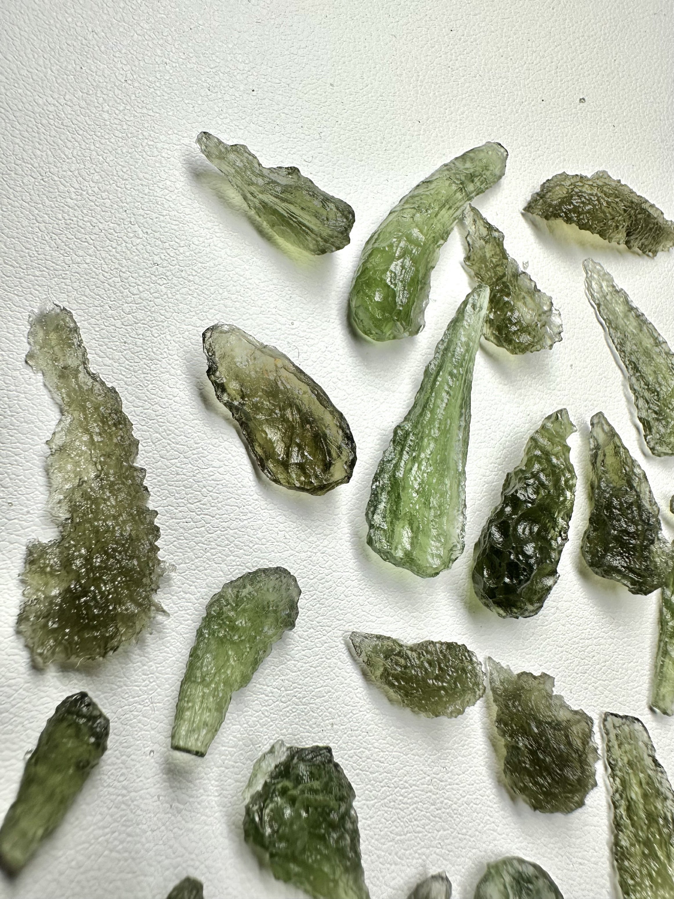 Moldavite drops – 17g - VVEL29