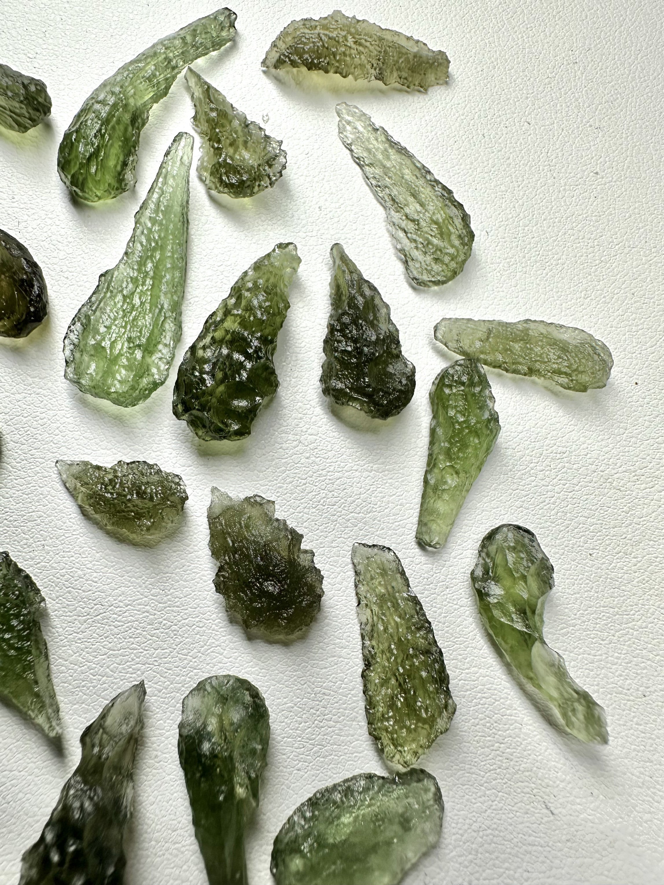 Moldavite drops – 17g - VVEL29