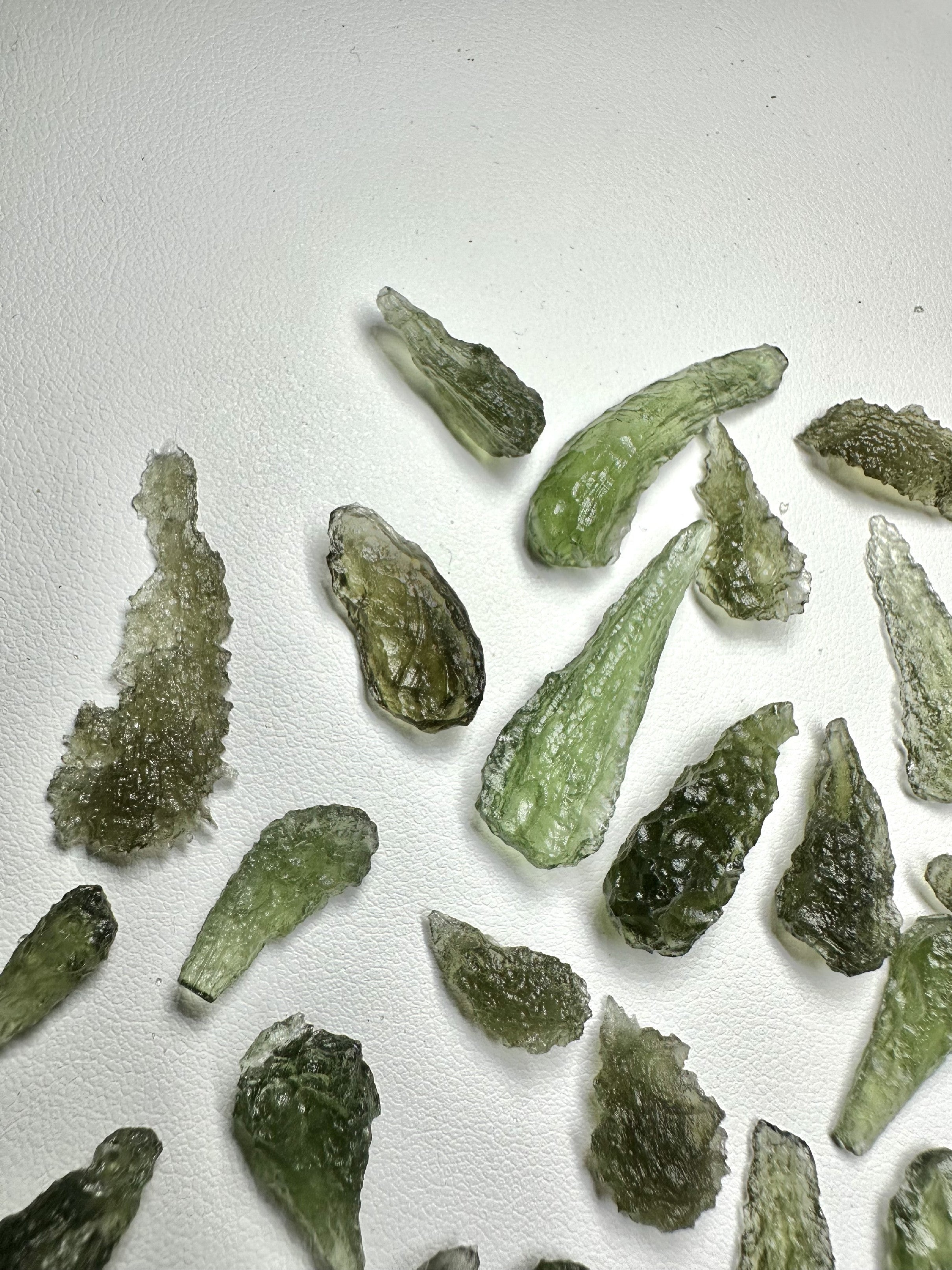 Moldavite drops – 17g - VVEL29