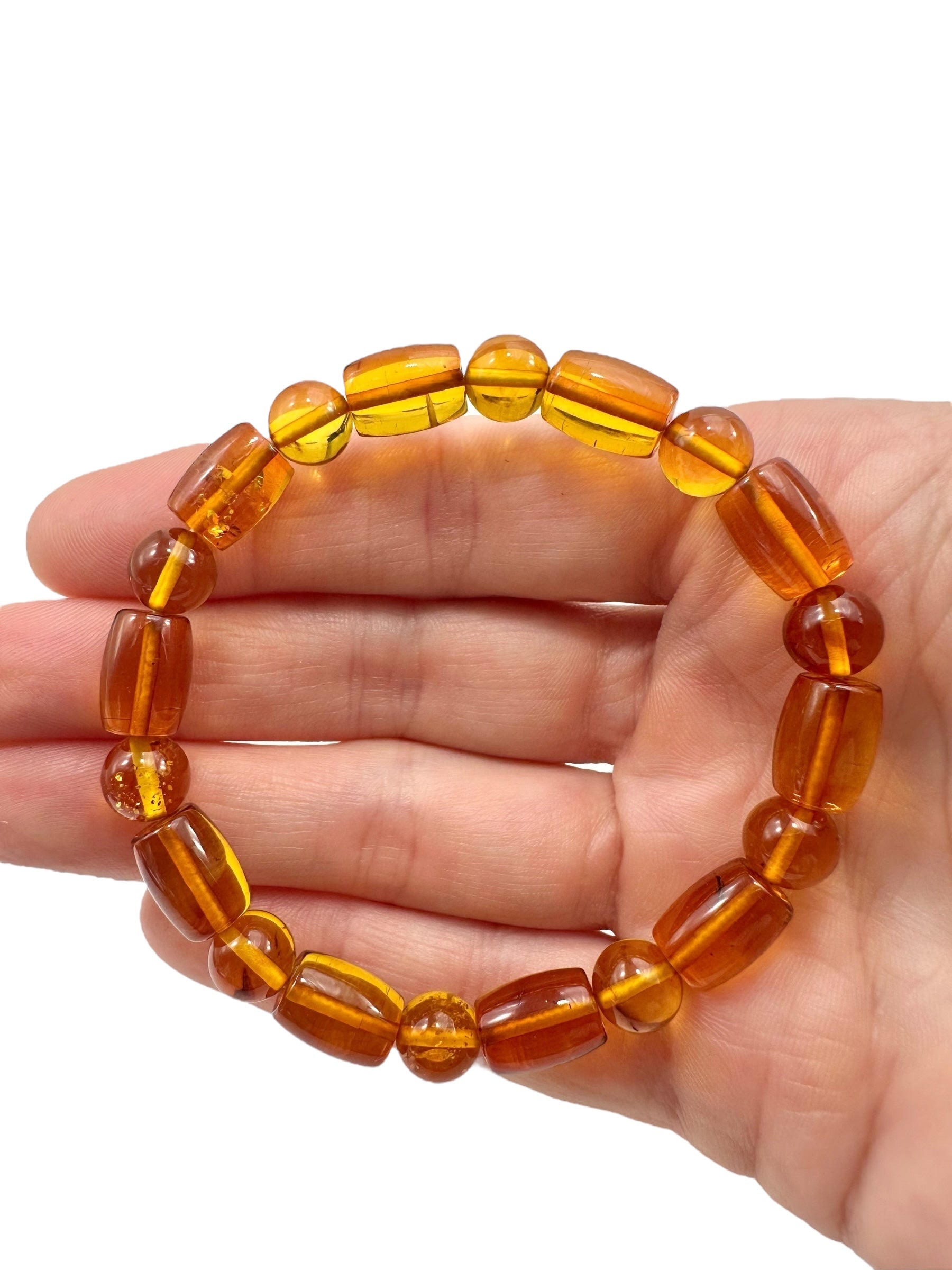 Bracelet made of polished genuine amber beads with insects / TOP