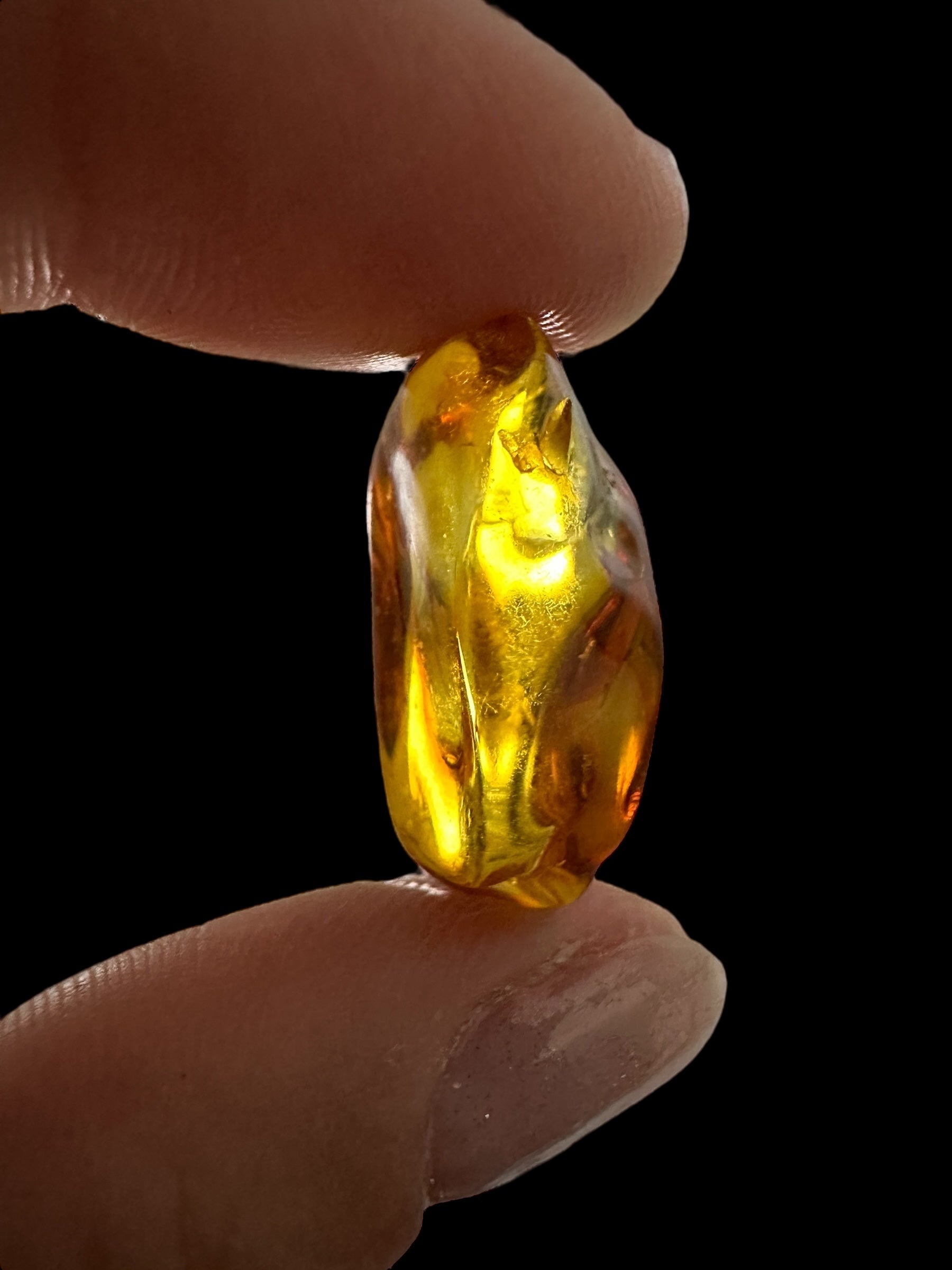 Amber 1,6g – Lithuania - JN471