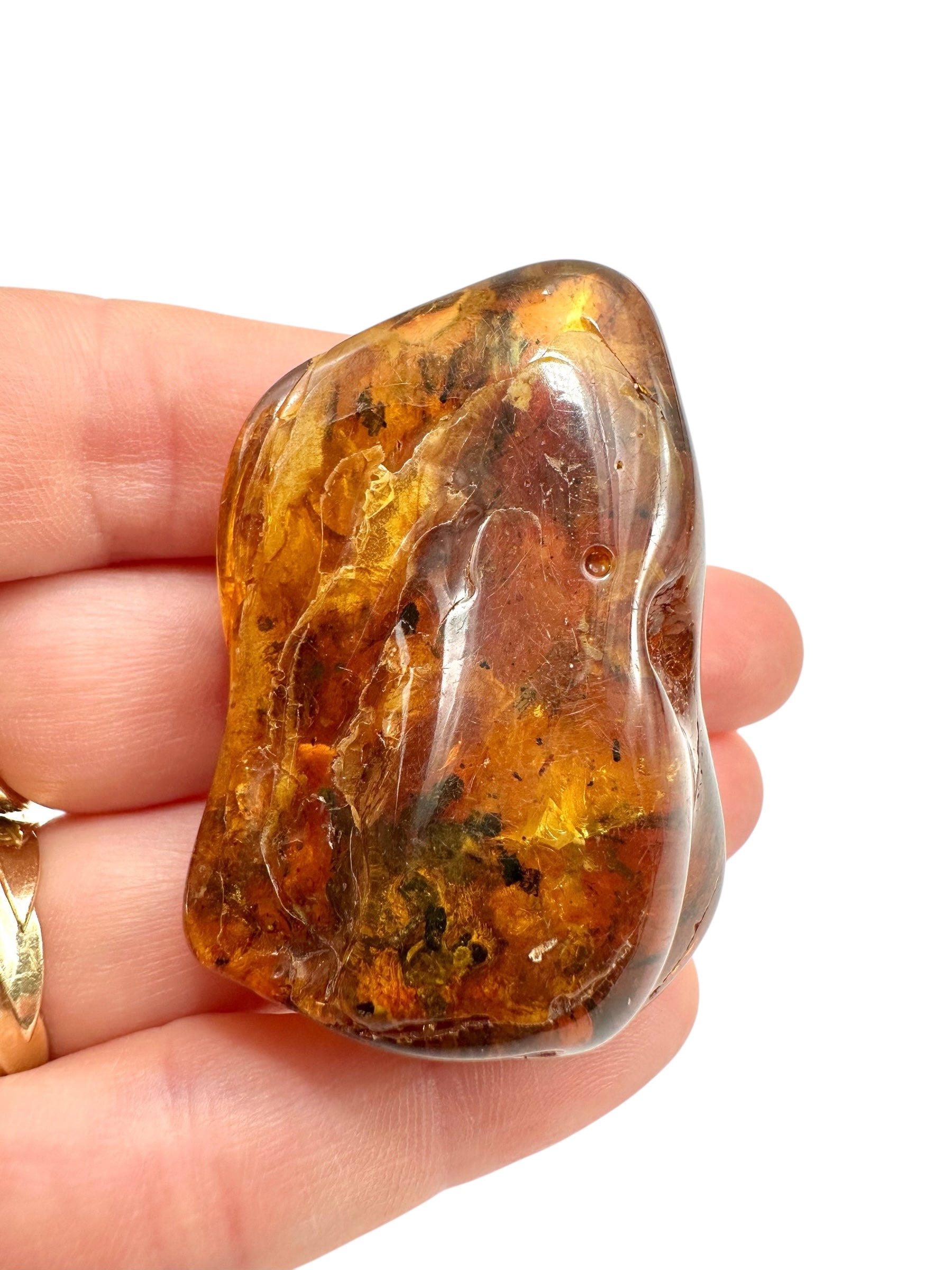 Insects in amber – Lithuania – 18,5g - IJ111