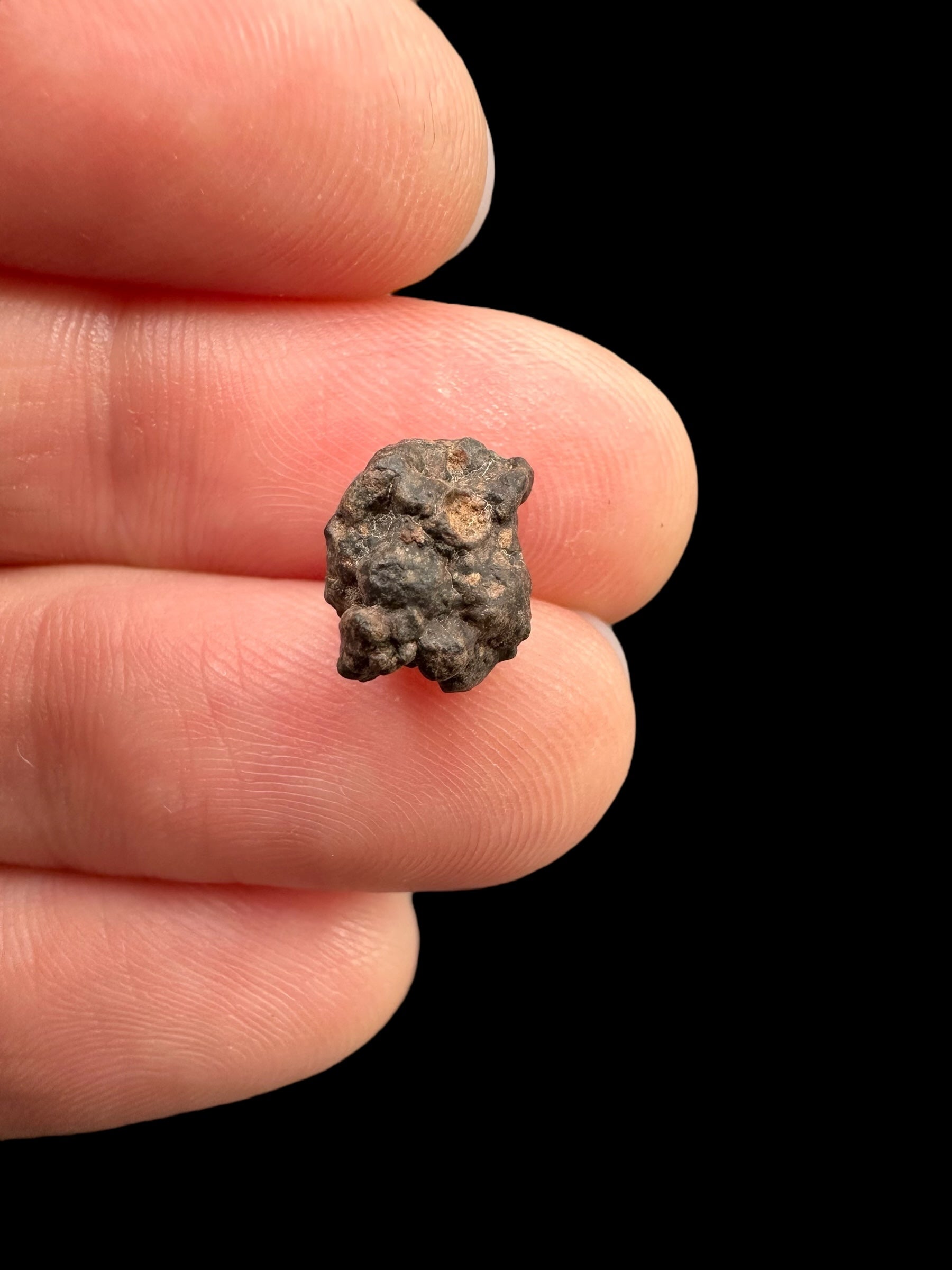 Meteorite Erg Chech 003 – 0,4g – Algeria - MEECH23