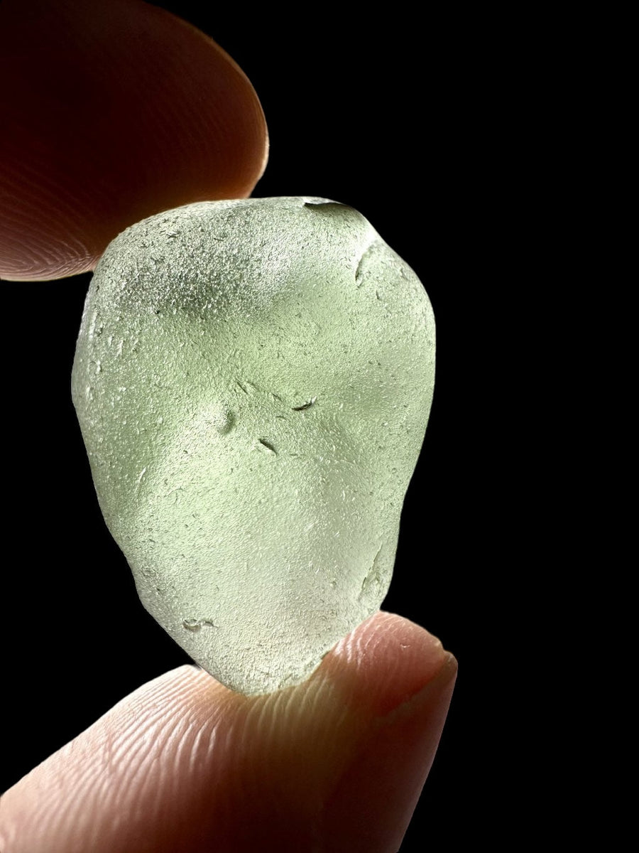 Moldavite – Zliv – 7,7g - V1194 retroilluminata