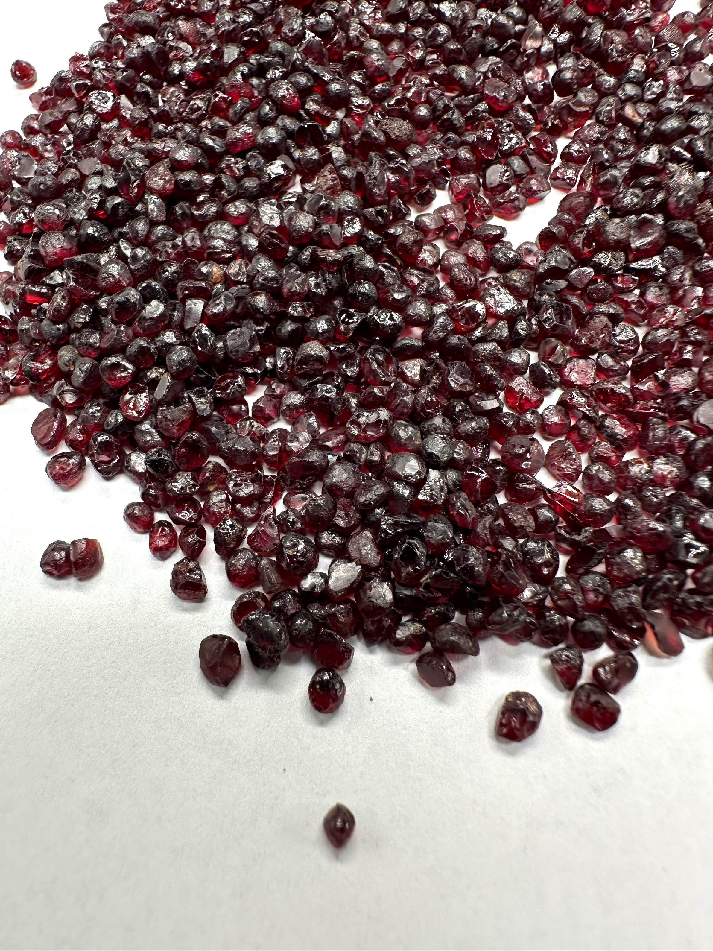 Czech Garnet 50g, 2,5-3mm – Ceske Stredohori, CZ - CG134