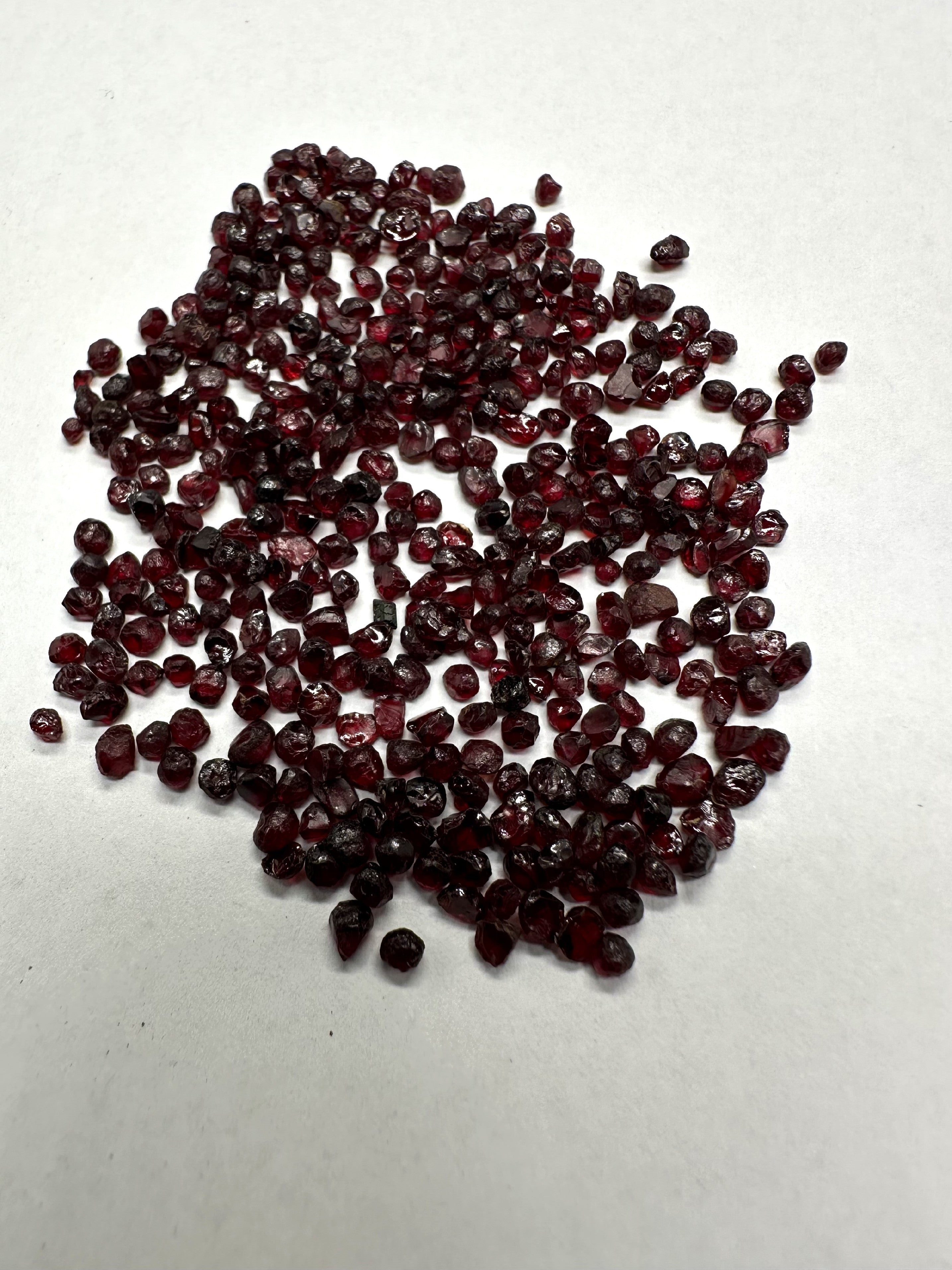 Czech Garnet 10g, 2-3mm – Ceske Stredohori, CZ - CG135