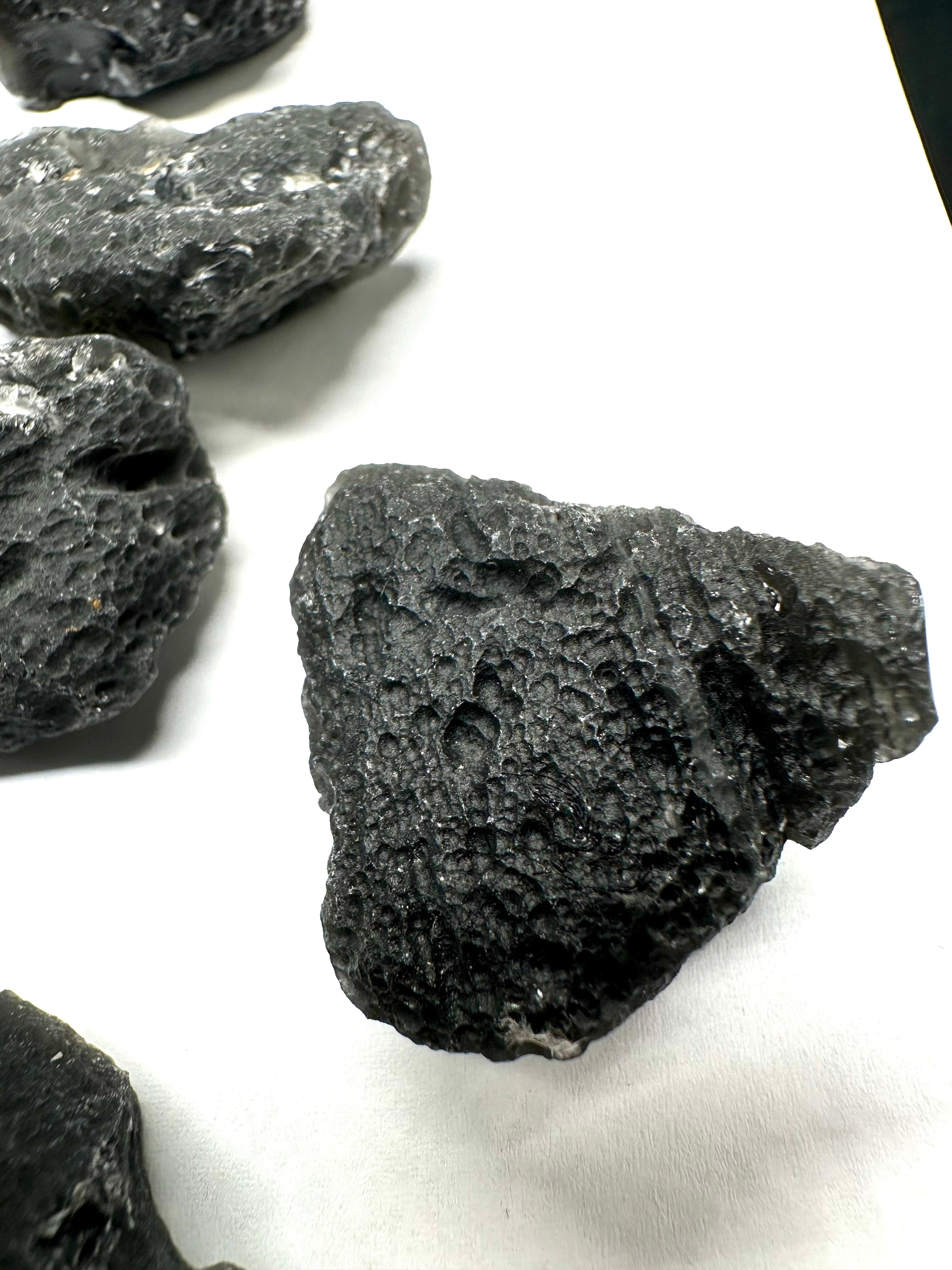 Slovak obsidian 300g (13-32g) - VEL6
