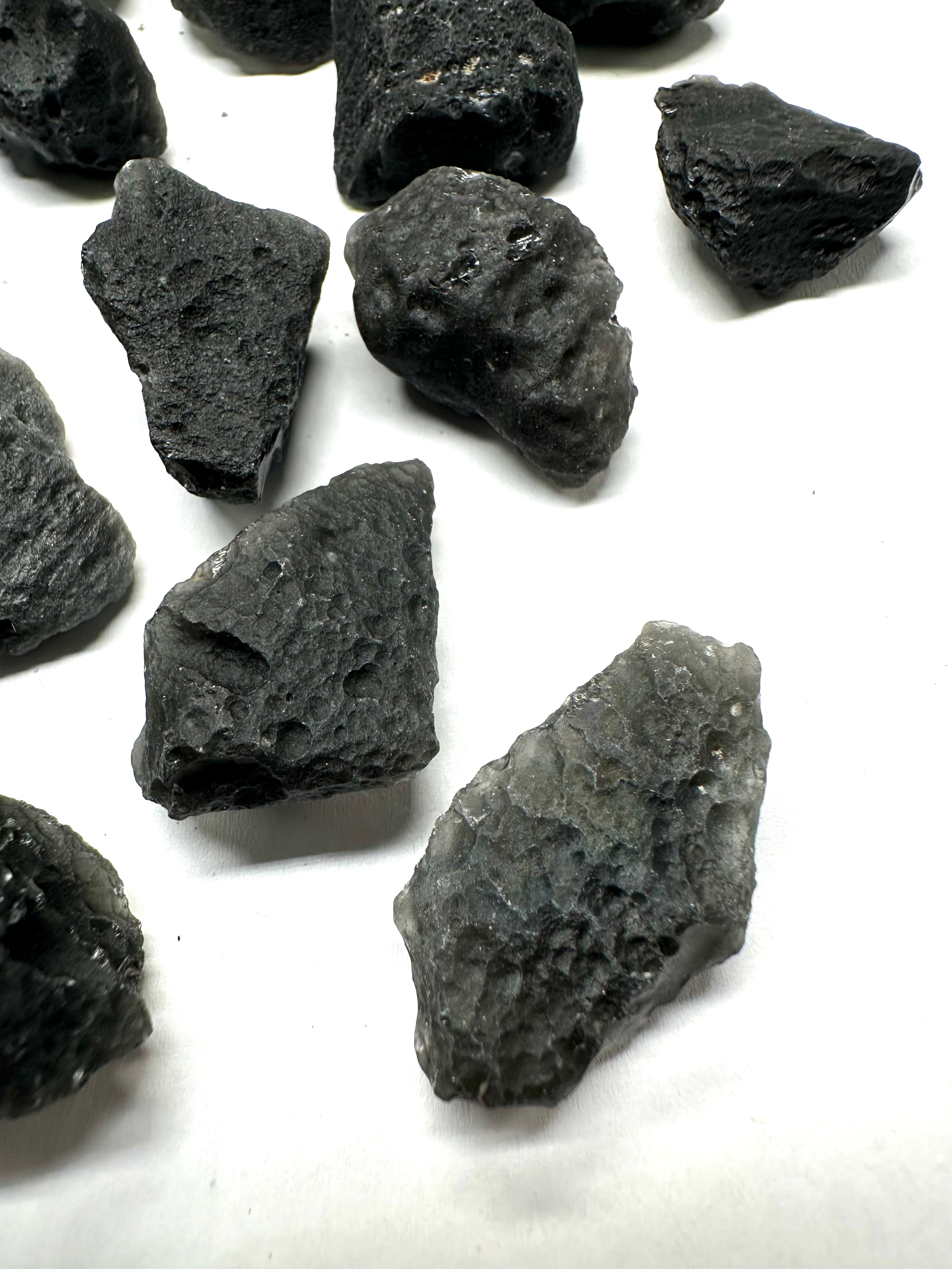 Slovak obsidian 150g (5-11g) - VEL7