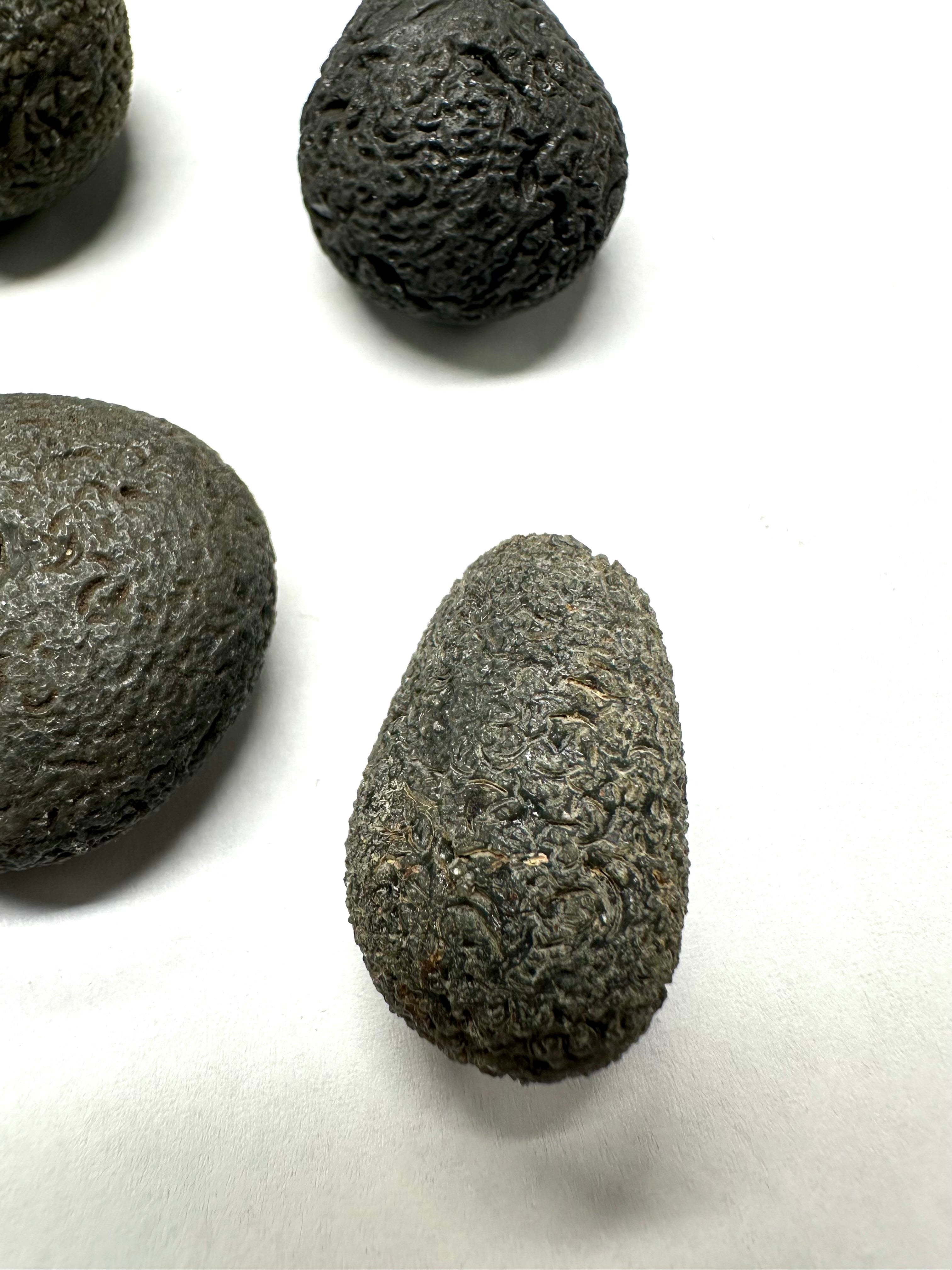 Dragonglass Obsidian 170g (11-44g) - VEL16