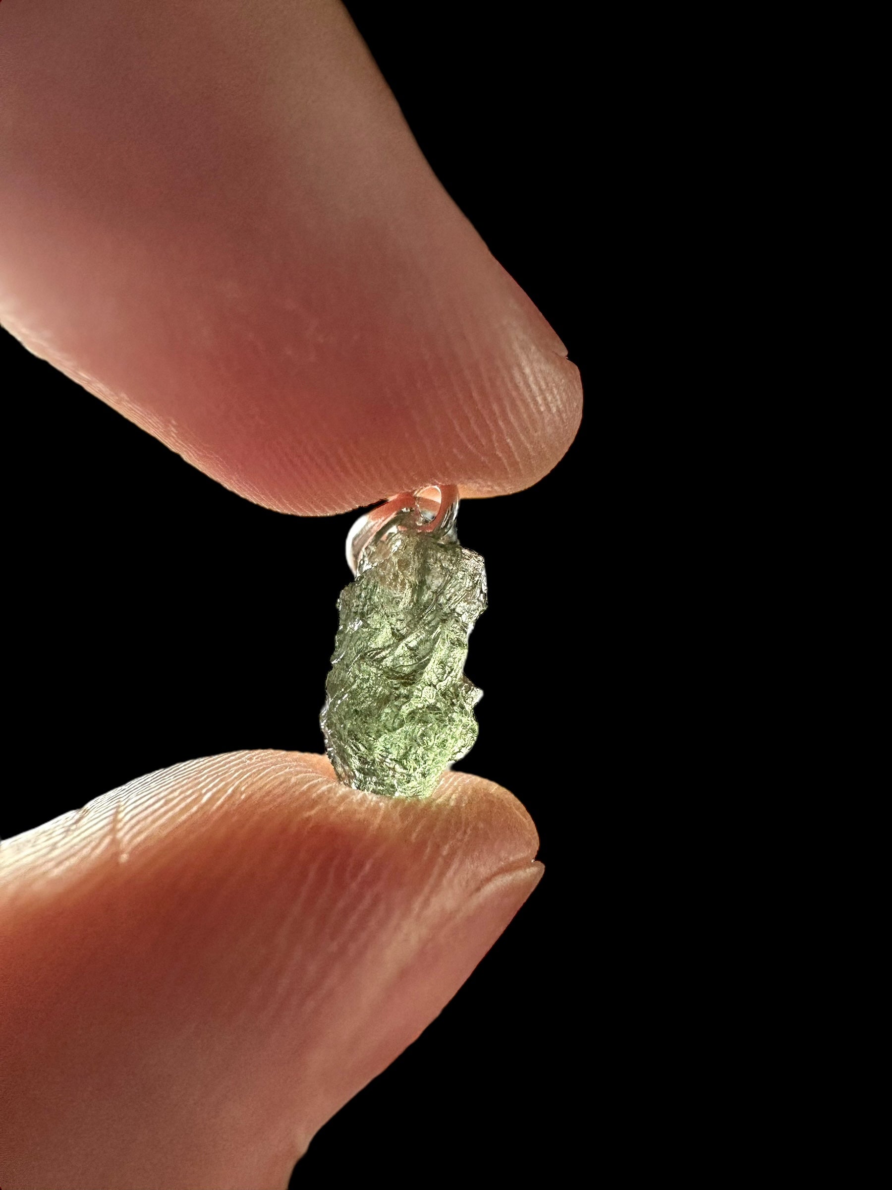 Silver moldavite pendant 0,6g - SP/V473