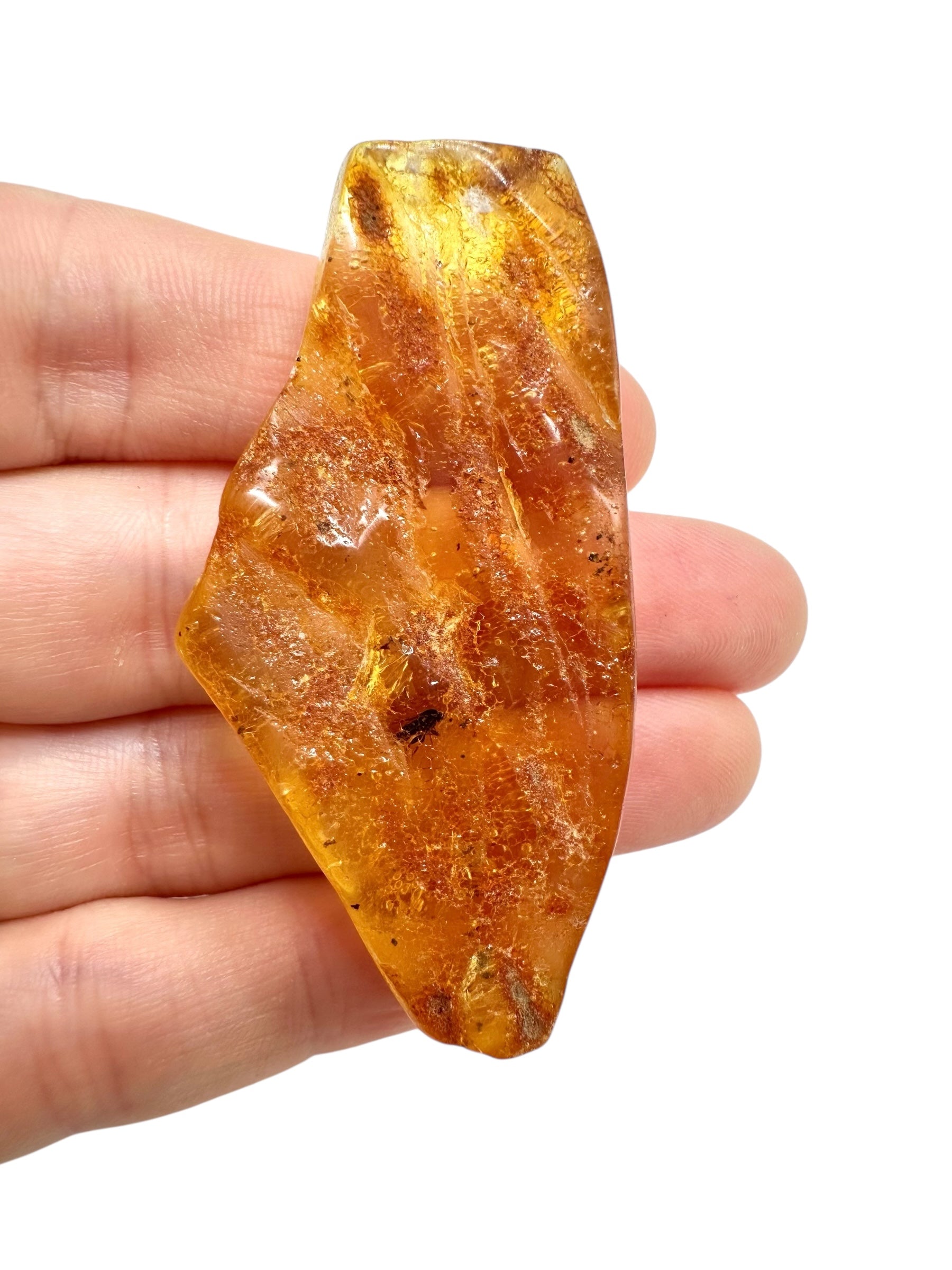 Insects in young amber (copal) 8,8g – Colombia - IK20