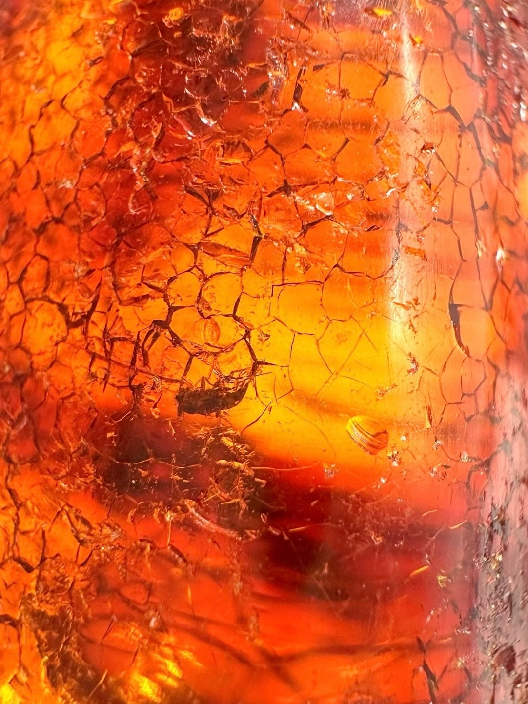 Insects in young amber (copal) 9,3g – Colombia - IK22