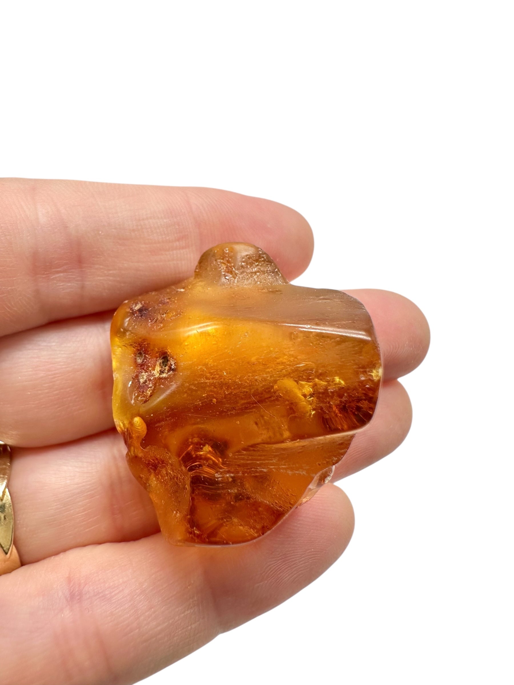 Insects in young amber (copal) 8,3g – Colombia - IK33
