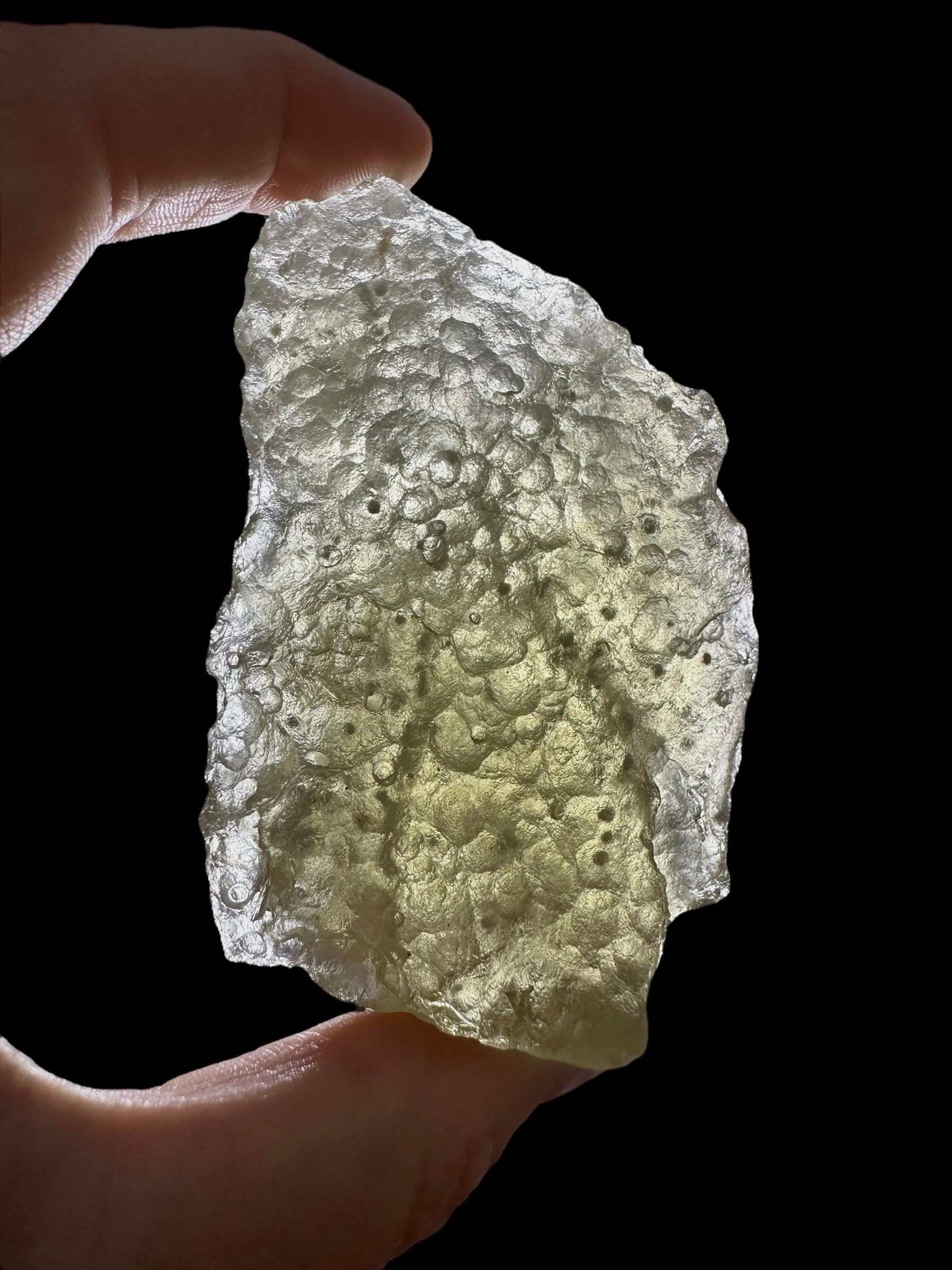 Libyan desert glass with sand inclusions – 134,1g - LPI09