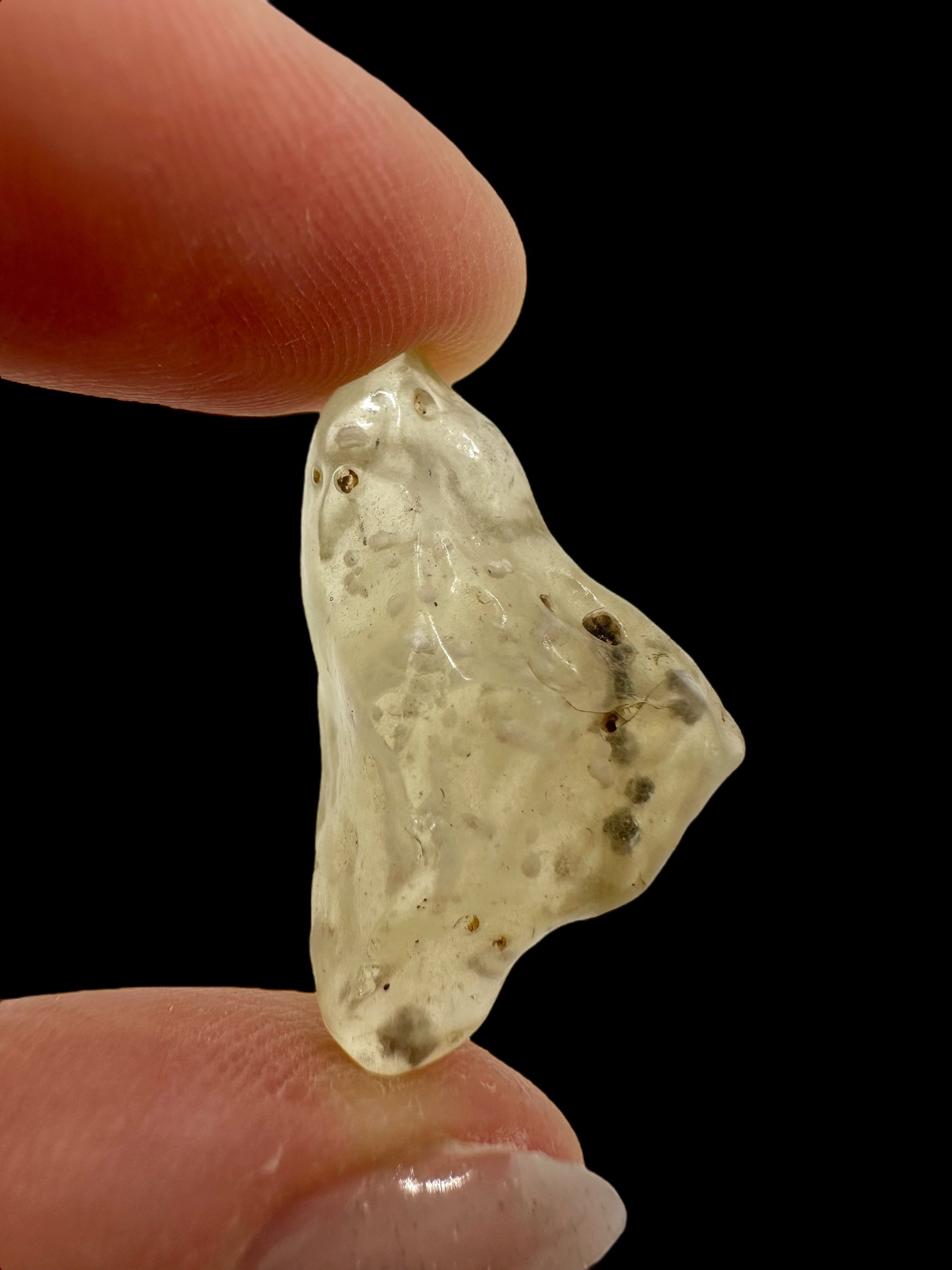 Libyan desert glass with sand inclusions – 3,7g - LPI10