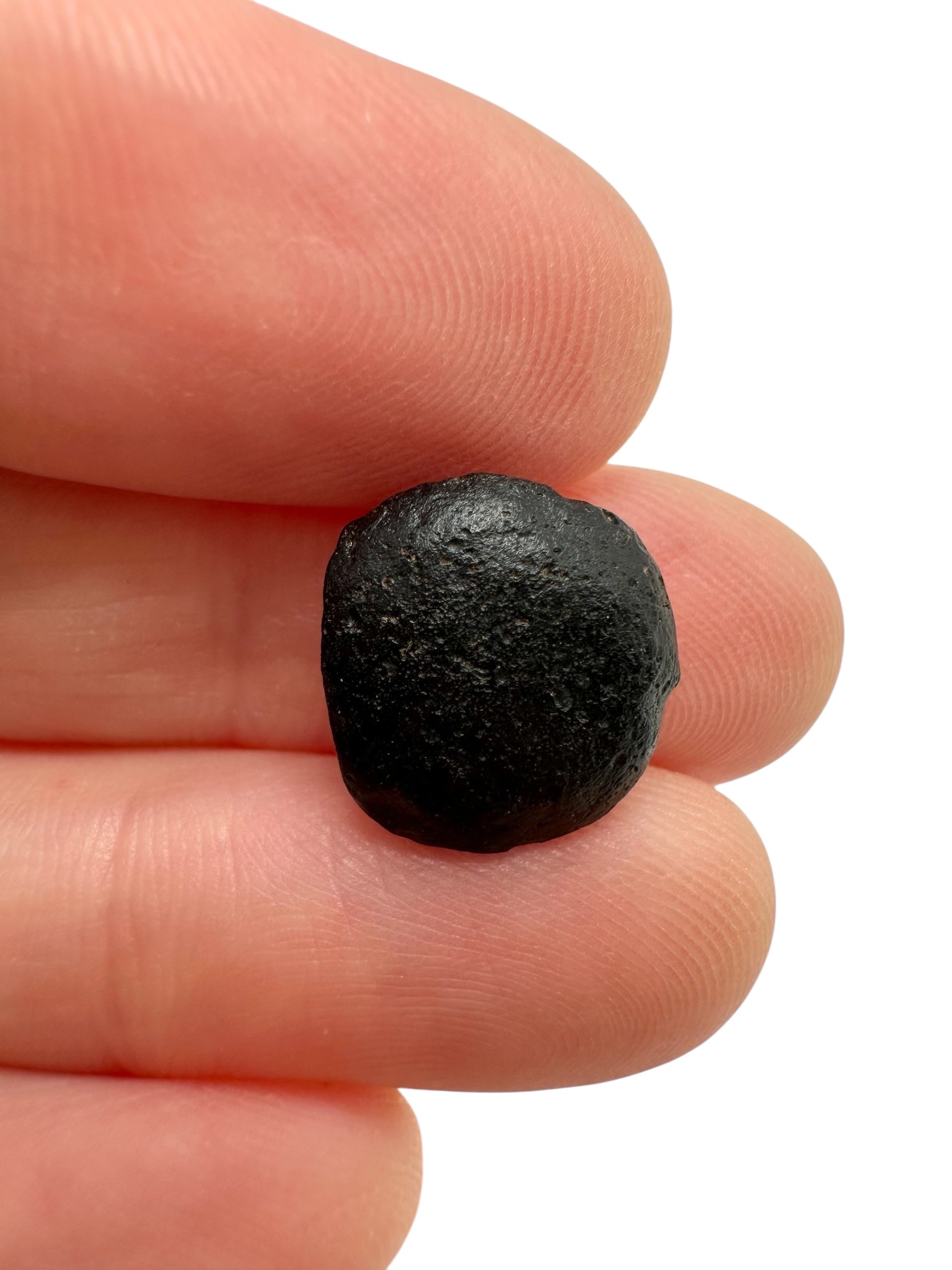 Australite "button" 0,9g – Kalgoorlie, Western Australia