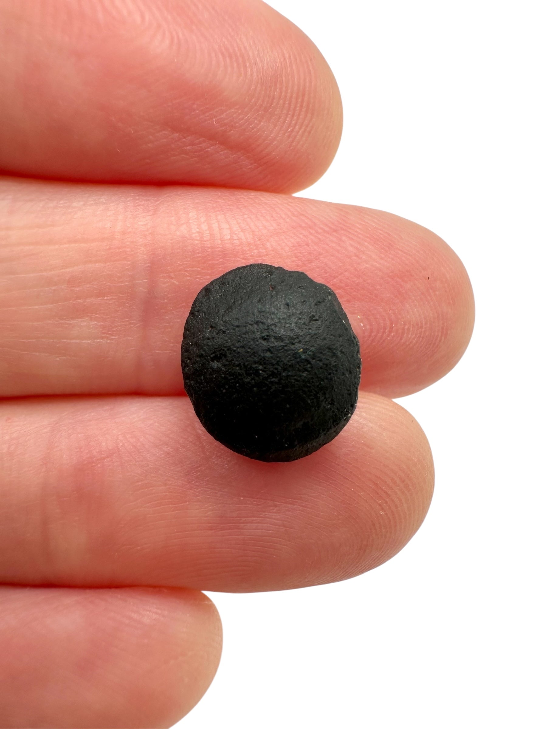 Australite "button" 0,7g – Kalgoorlie, Western Australia
