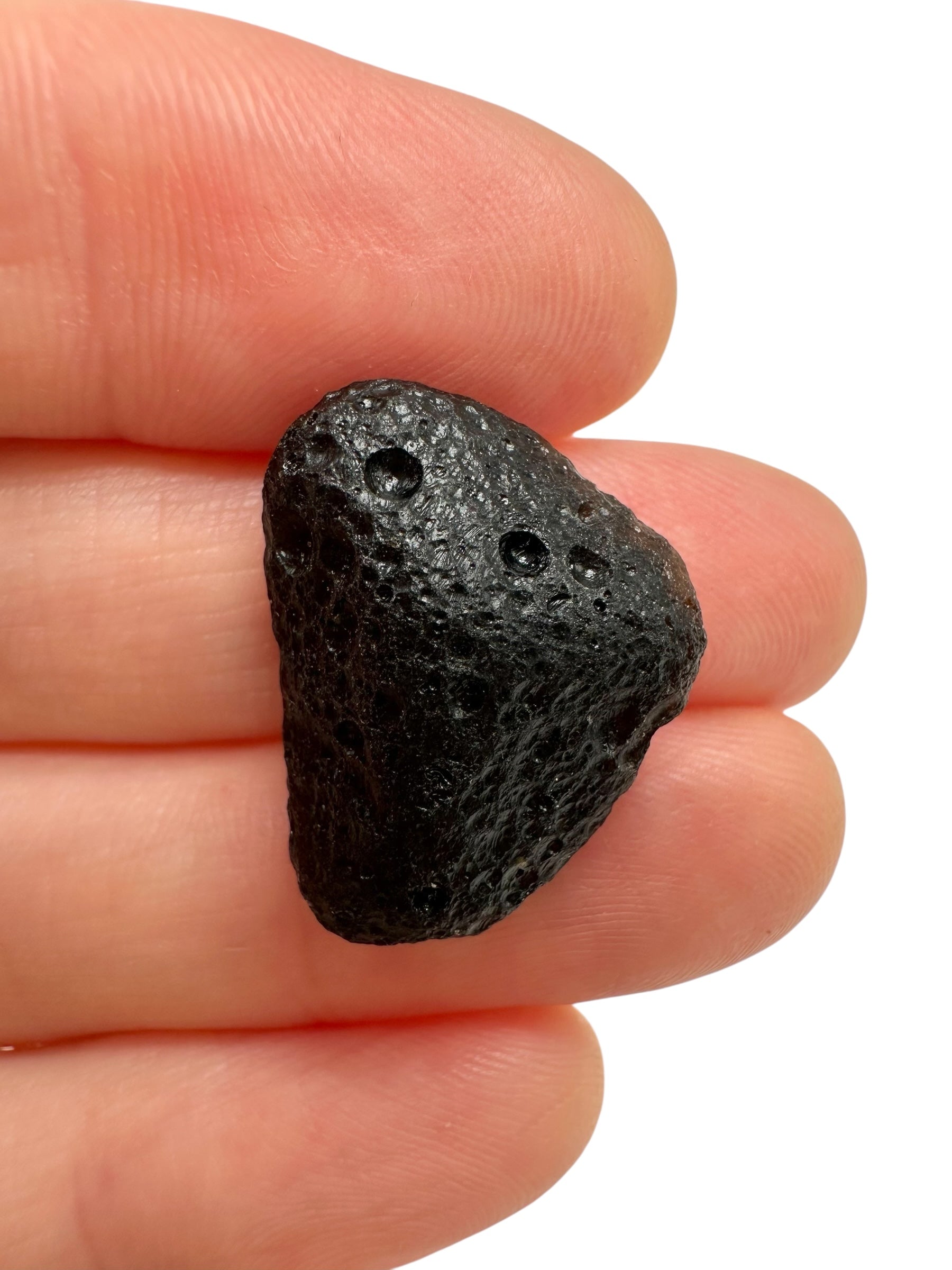 Indochinite 2,7g – Guangdong, China - IN084