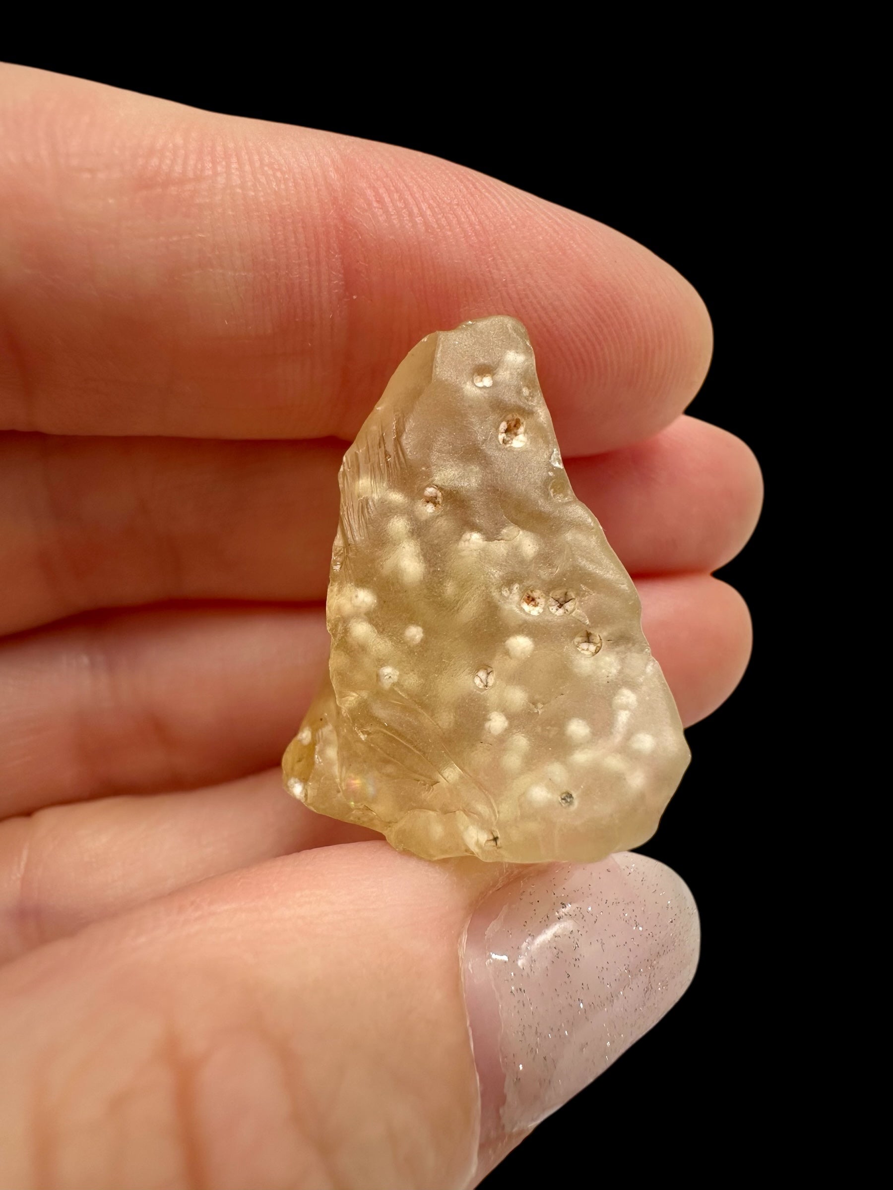 Libyan desert glass with sand inclusions – 7g - LPI15