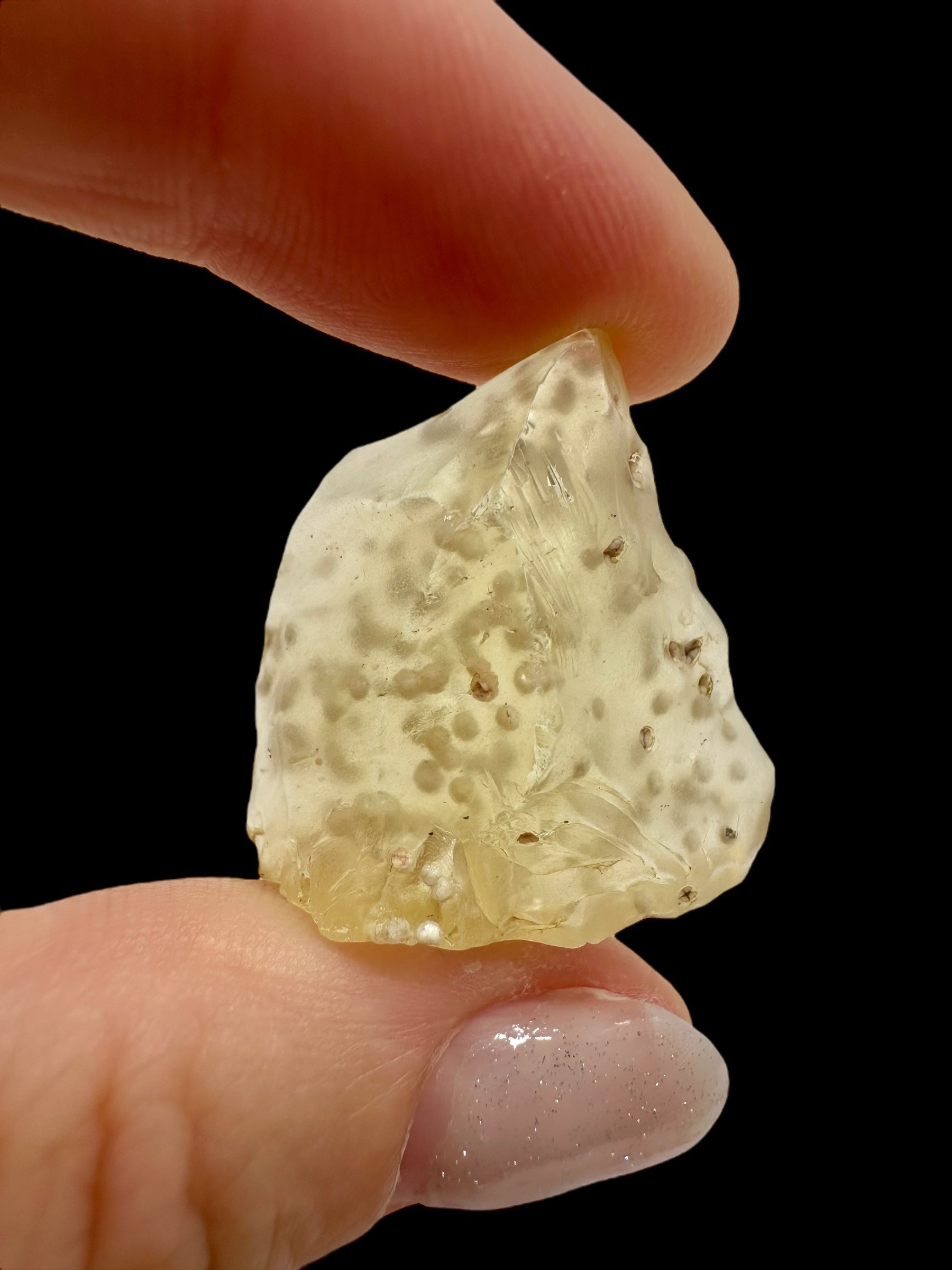 Libyan desert glass with sand inclusions – 7g - LPI15