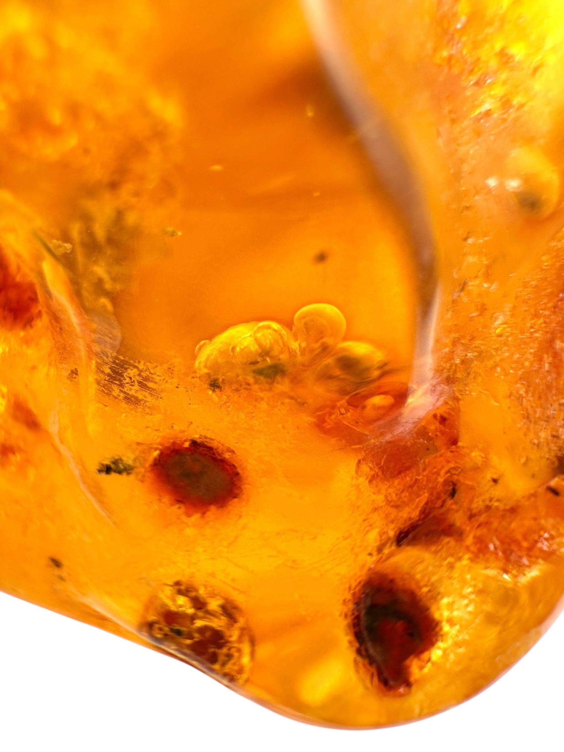 Insects in young amber (copal) 181,5g – Colombia - IK55
